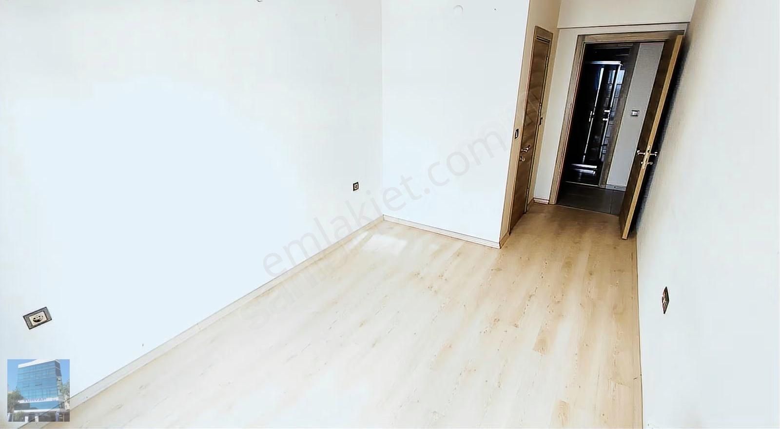 Karşıyaka Şemikler'de Satılık 3+1 Arakat Daire - Görsel 19