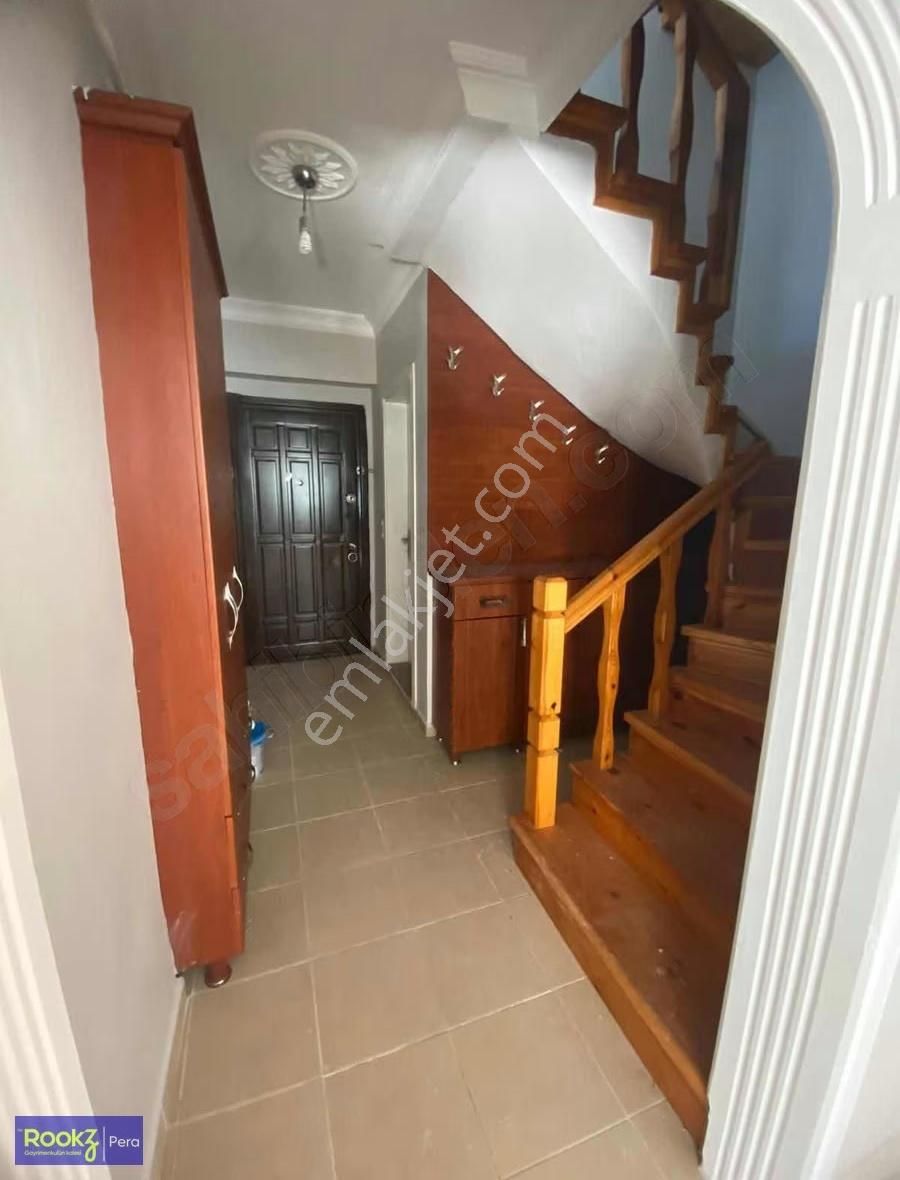 Karasu Merkezde Kiralık 3+1 Dubleks Villa - Görsel 17