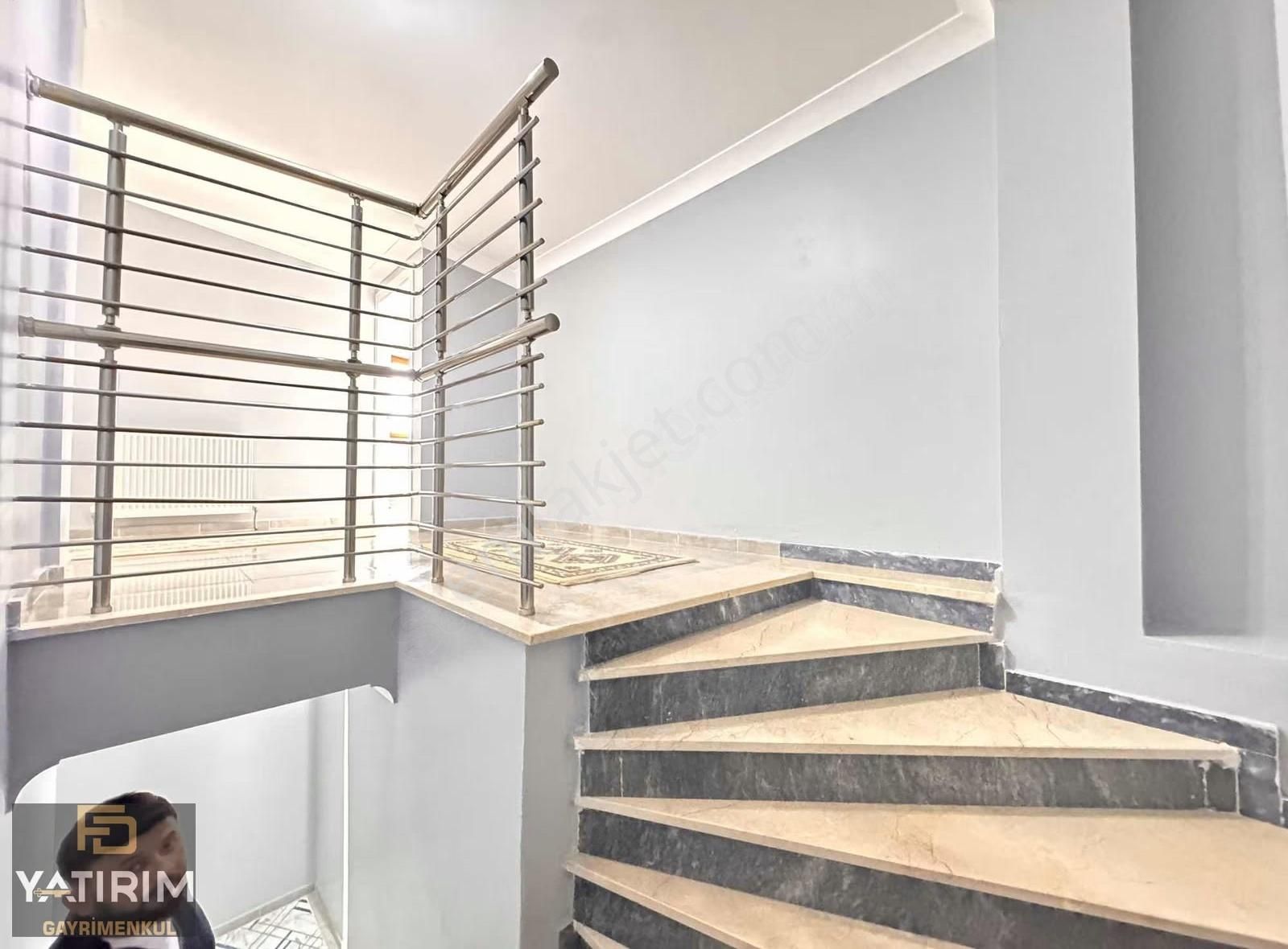 İki Aileye Uygun Emsalsiz 6+1 250 M2 Marmaray Yakını Dubleks - Görsel 7