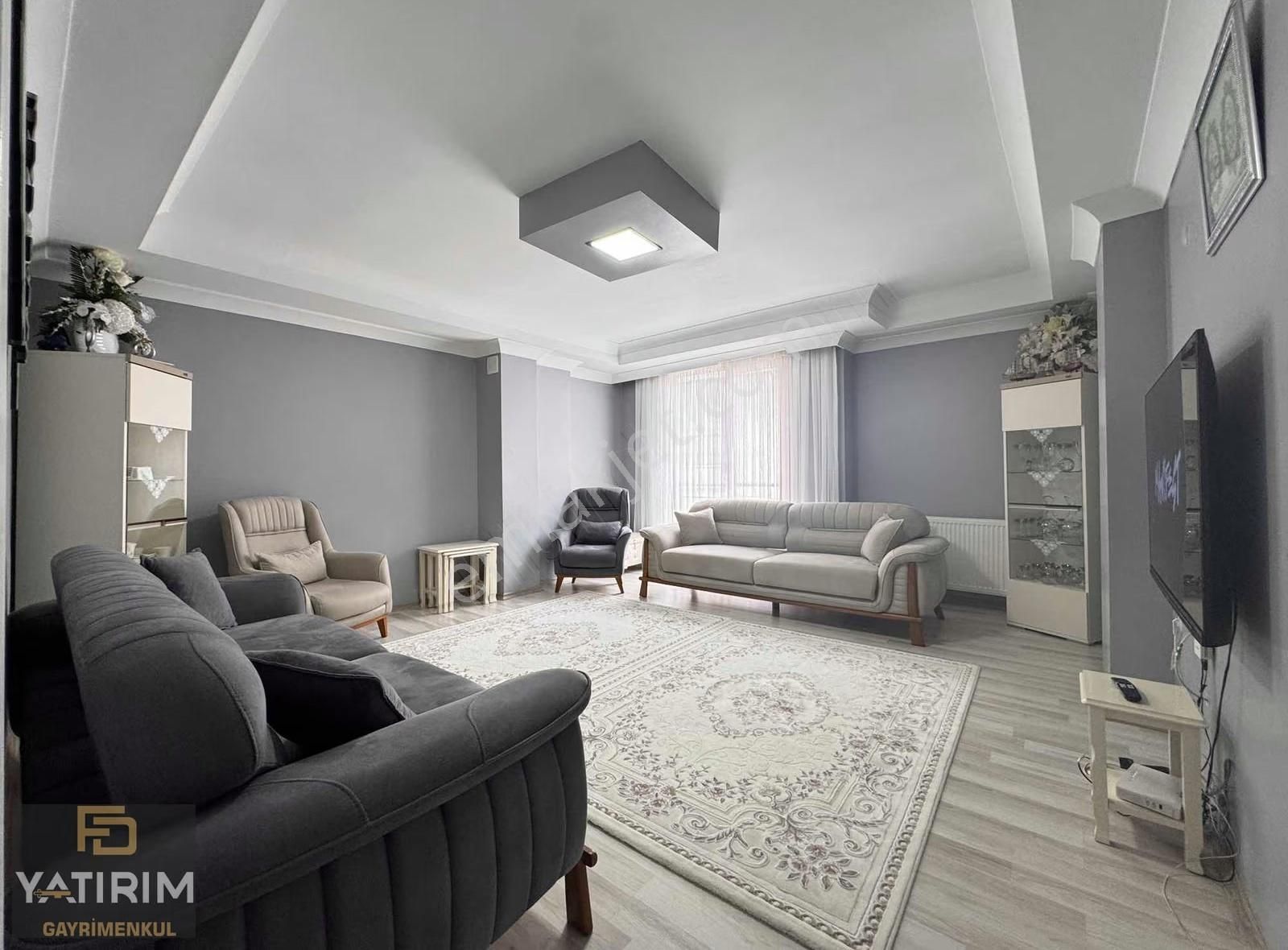 İki Aileye Uygun Emsalsiz 6+1 250 M2 Marmaray Yakını Dubleks