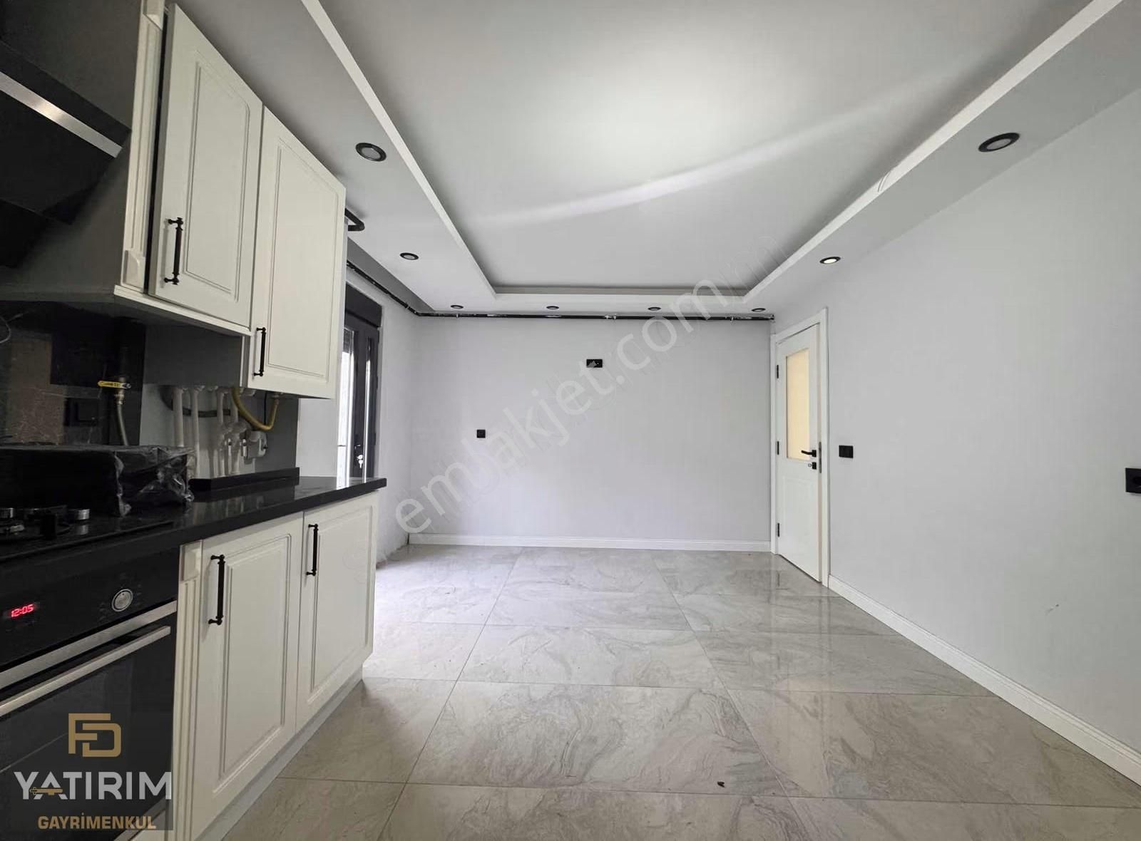 Cami Mahallesinde Müstakil Bahçeli 3+1 200 M2 Lüx Bahçe Dubleks - Görsel 3