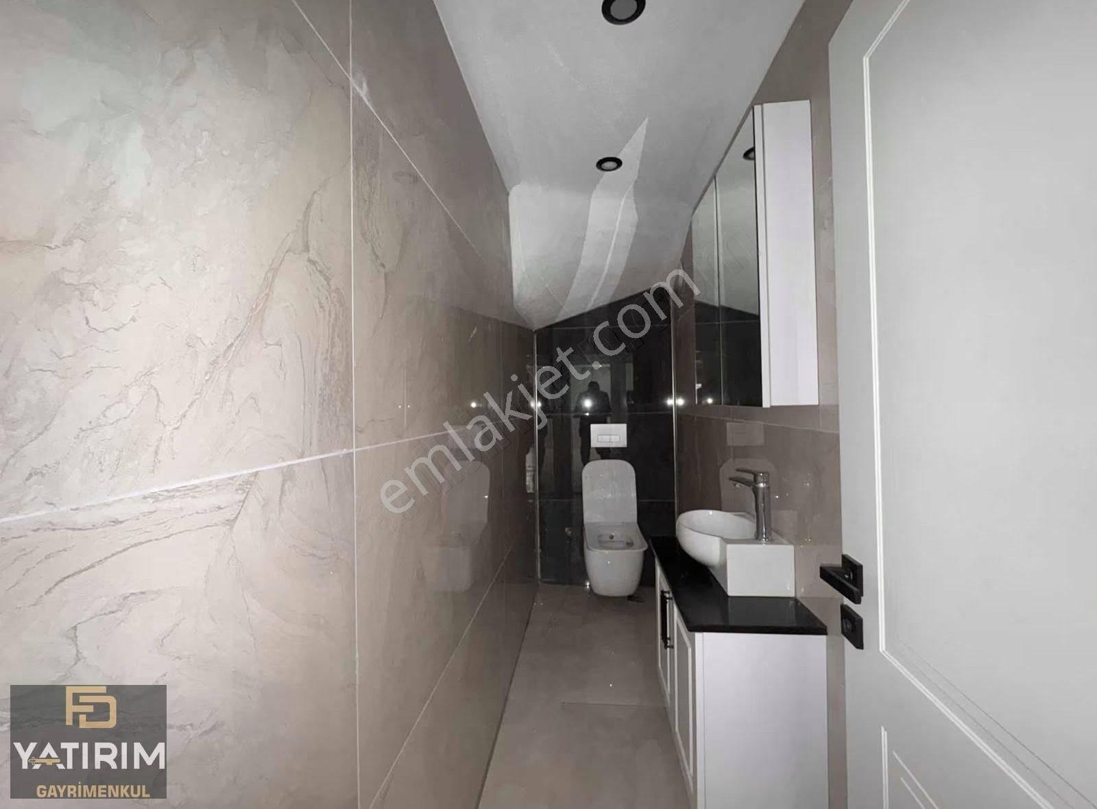 Cami Mahallesinde Müstakil Bahçeli 3+1 200 M2 Lüx Bahçe Dubleks - Görsel 12