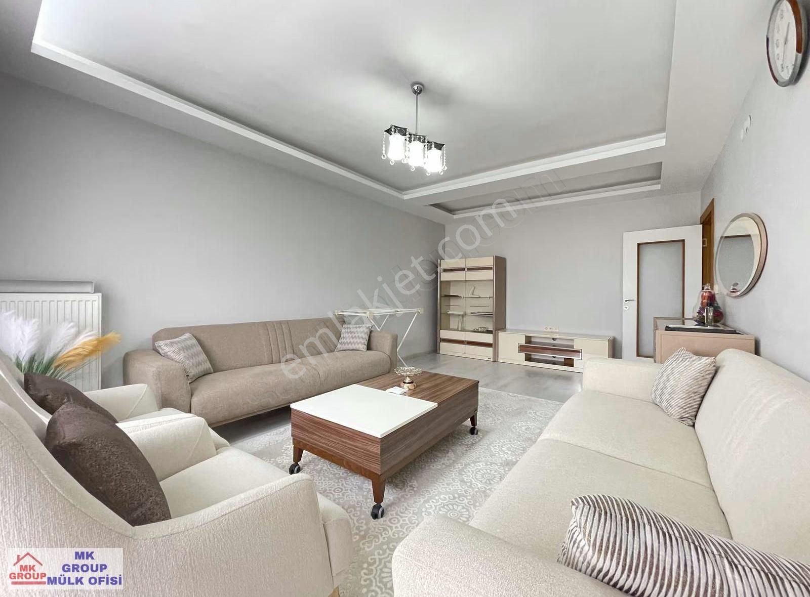 Site İçerisinde Cepheleri Açık Geniş Oturumlu 3+1 Satılık Daire - Görsel 3