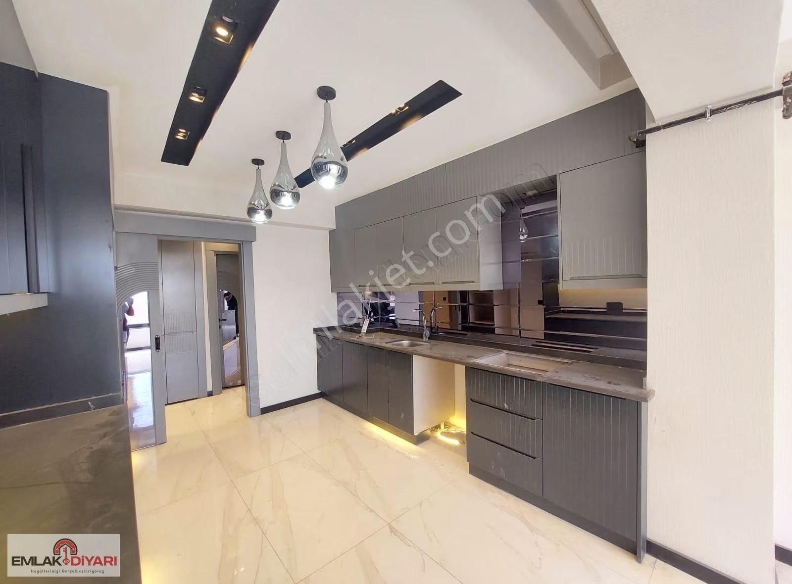 Emlak Diyarından Abdulhamithanda 2.5+1 Lüx Daire - Görsel 24