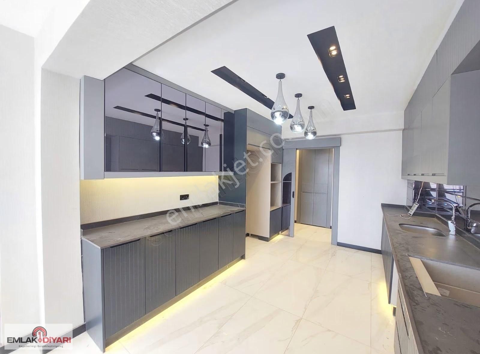 Emlak Diyarından Abdulhamithanda 2.5+1 Lüx Daire - Görsel 12