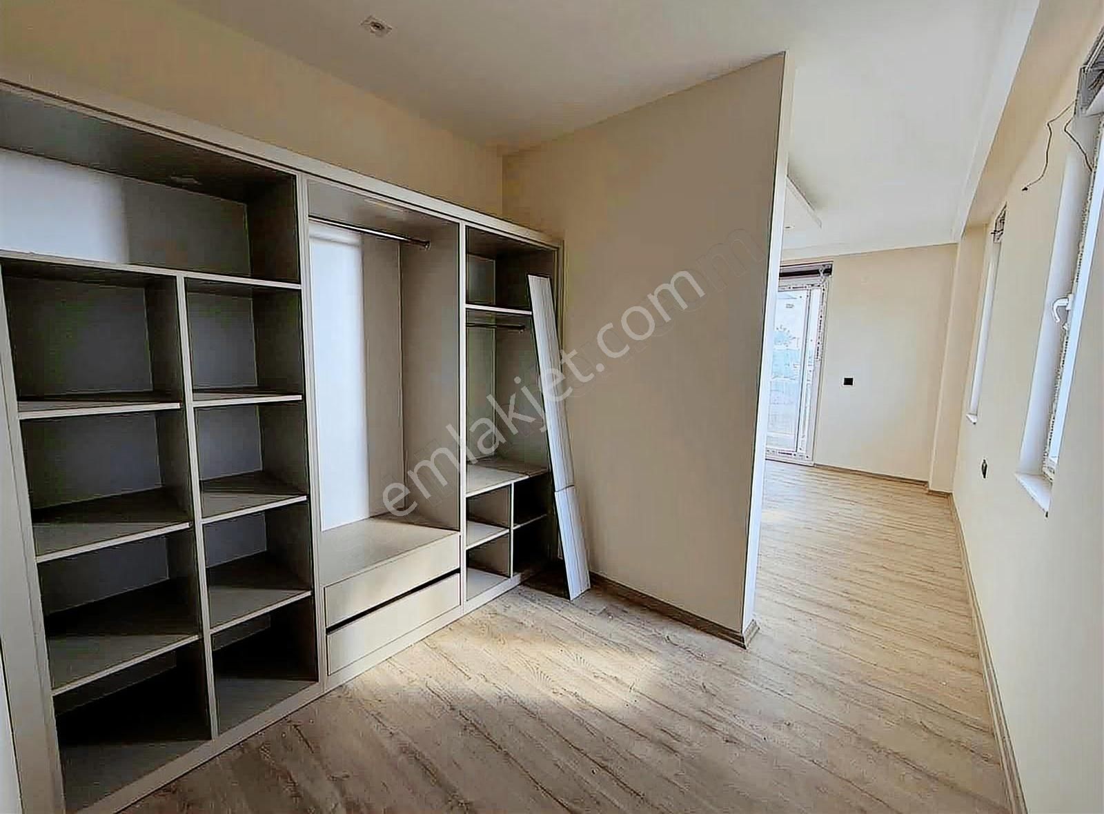 Odabaşında Ultra Lüks Havuzlu 4+1 Fırsat Villa - Görsel 21