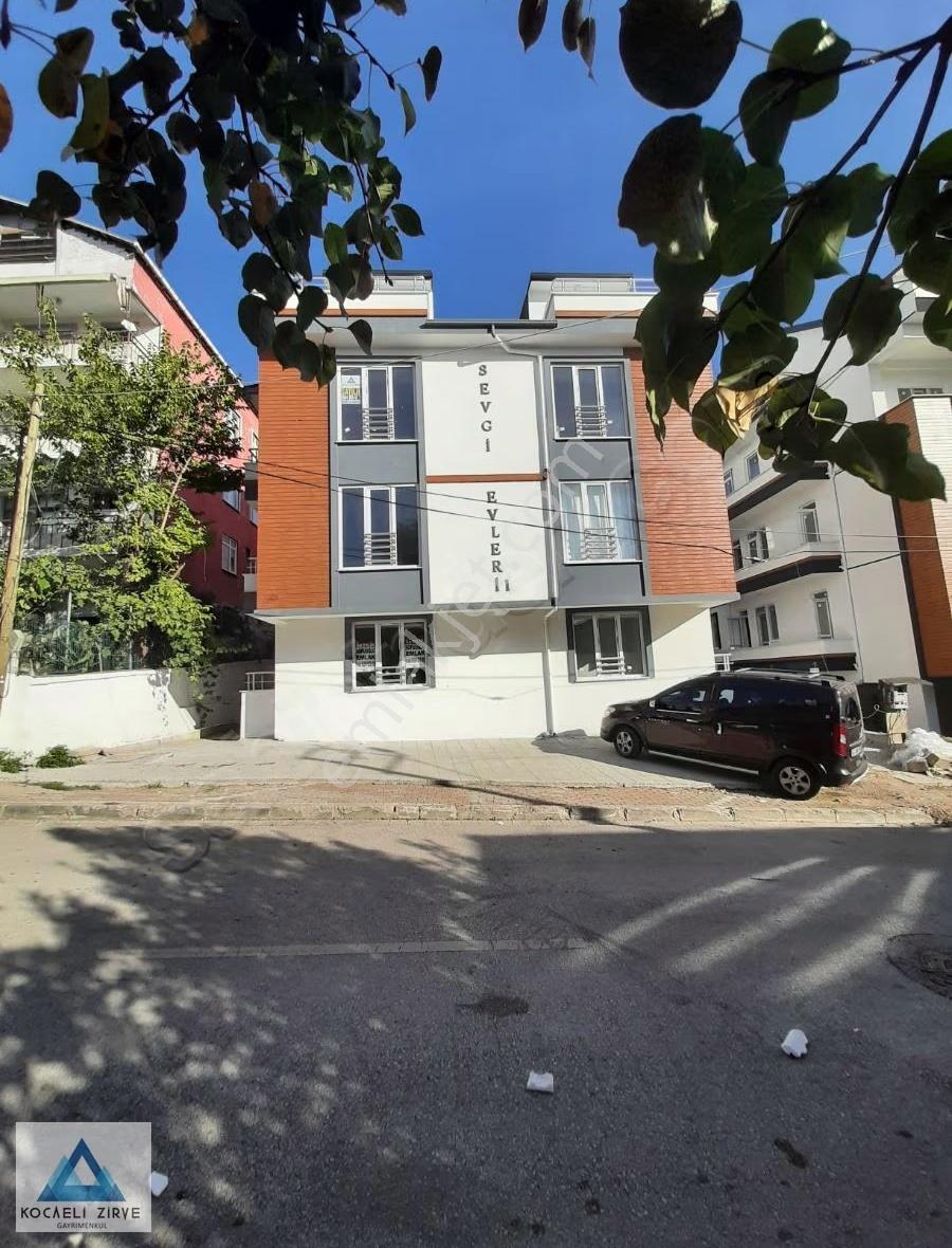 Derince'de Merkezi Konumda Ferah 3+1 Dubleks Sıfır Daire - Görsel 26