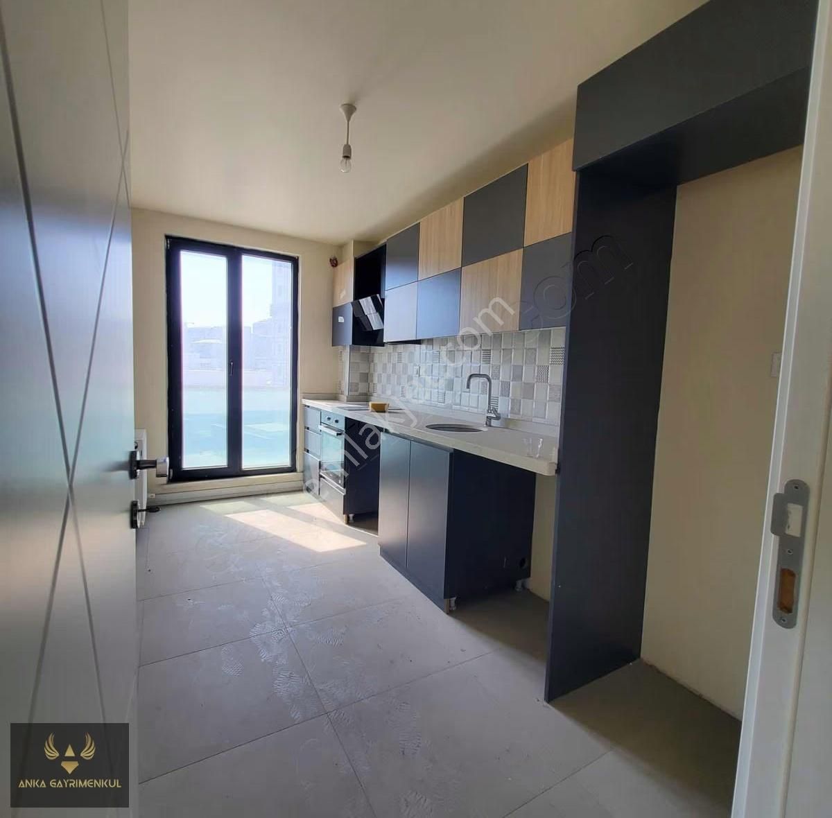 2 +1 Satılık Daire Kiracısız Sıfır - Görsel 9