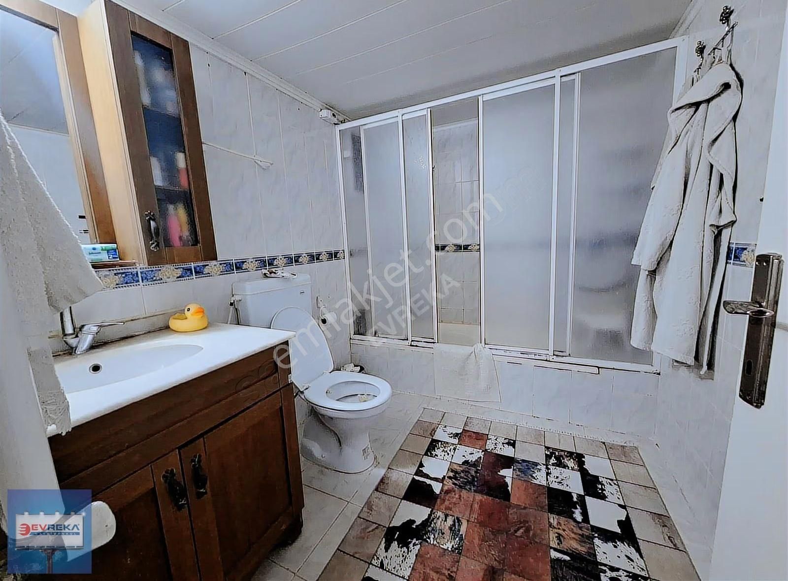 Kenan Evren Koza Tv Yanı Satılık 3+1 Oda 200 M2 Site İçi Kaçmaz - Görsel 3