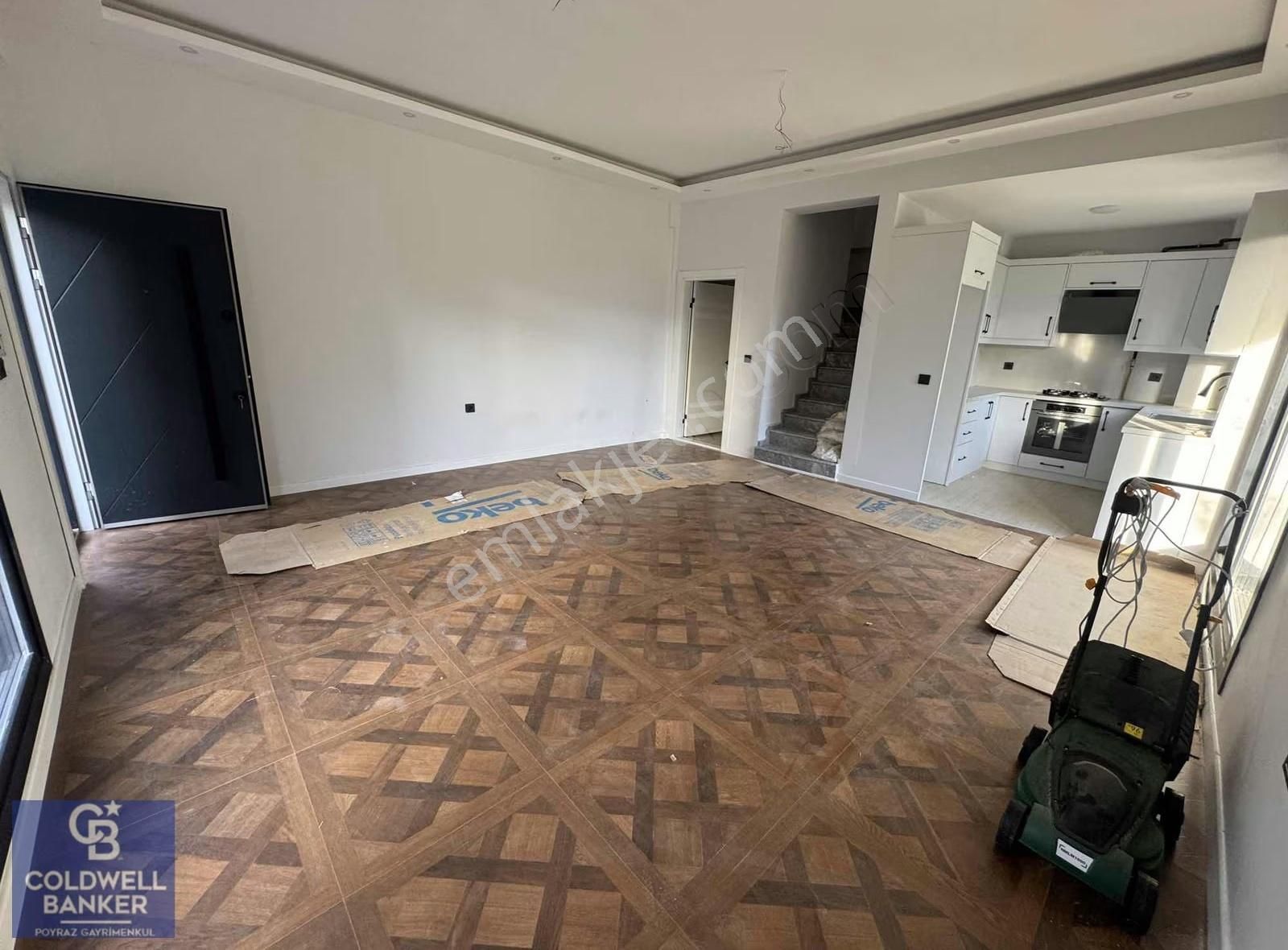 Menderes Coldwell Banker Poyraz'dan Fırsat 3+1 Triplex Villa - Görsel 15