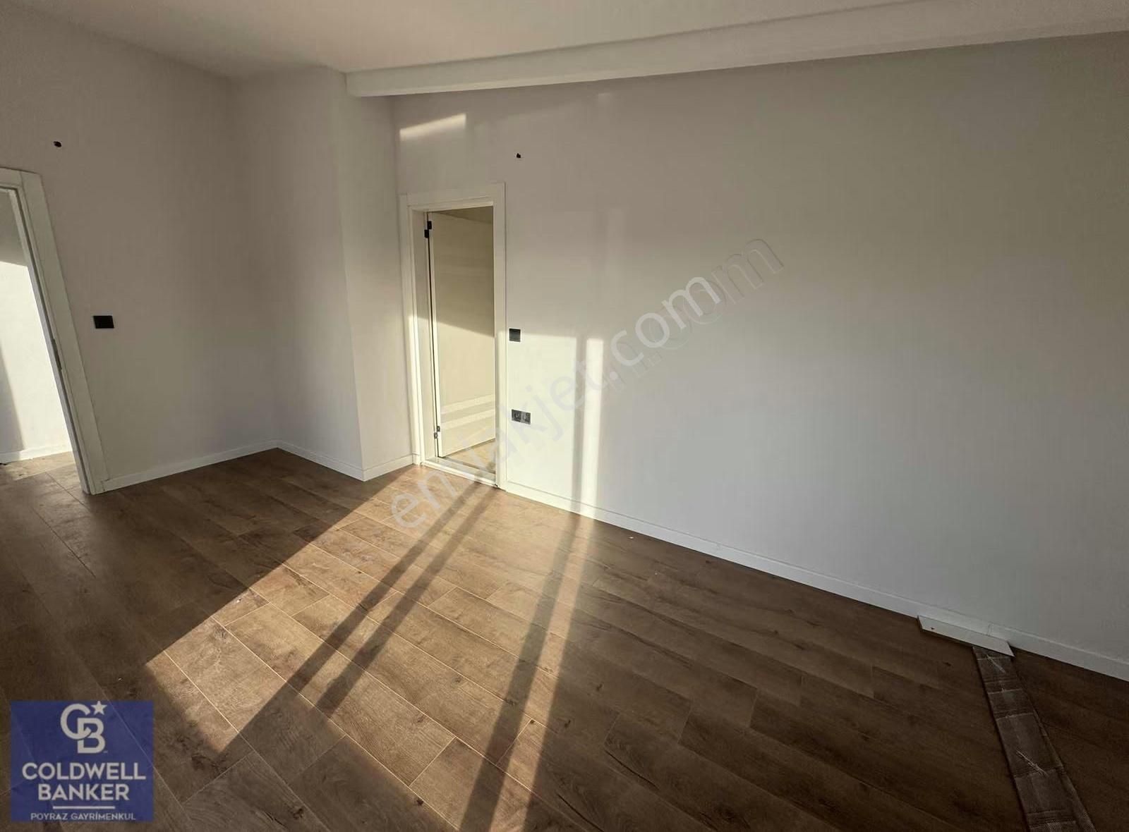 Menderes Coldwell Banker Poyraz'dan Fırsat 3+1 Triplex Villa - Görsel 29