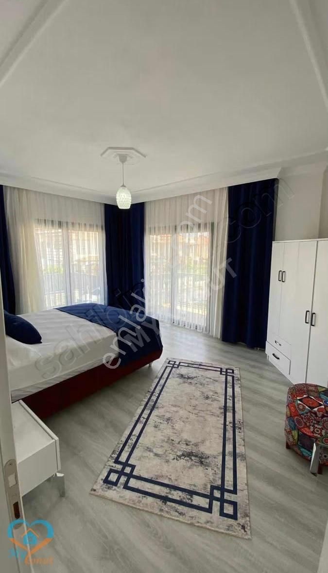 Mykonut'tan Müstakil Havuzlu Uzun Dönem Kiralık 5+1 Lüks Villa - Görsel 15