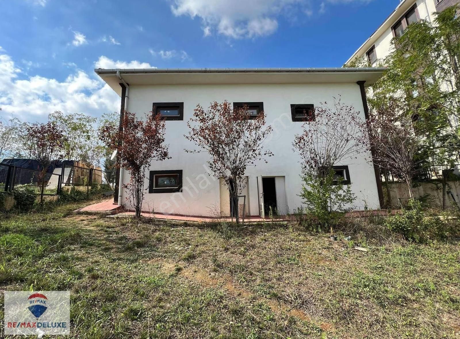 Çınarlı Mah. Basın Sitesi İçinde Satılık Dükkan Ve Arsası - Görsel 10