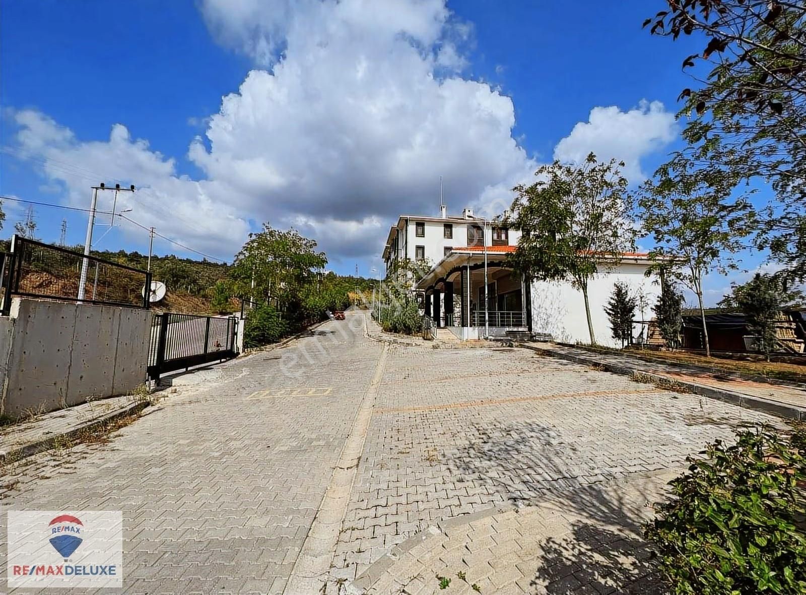 Çınarlı Mah. Basın Sitesi İçinde Satılık Dükkan Ve Arsası - Görsel 8