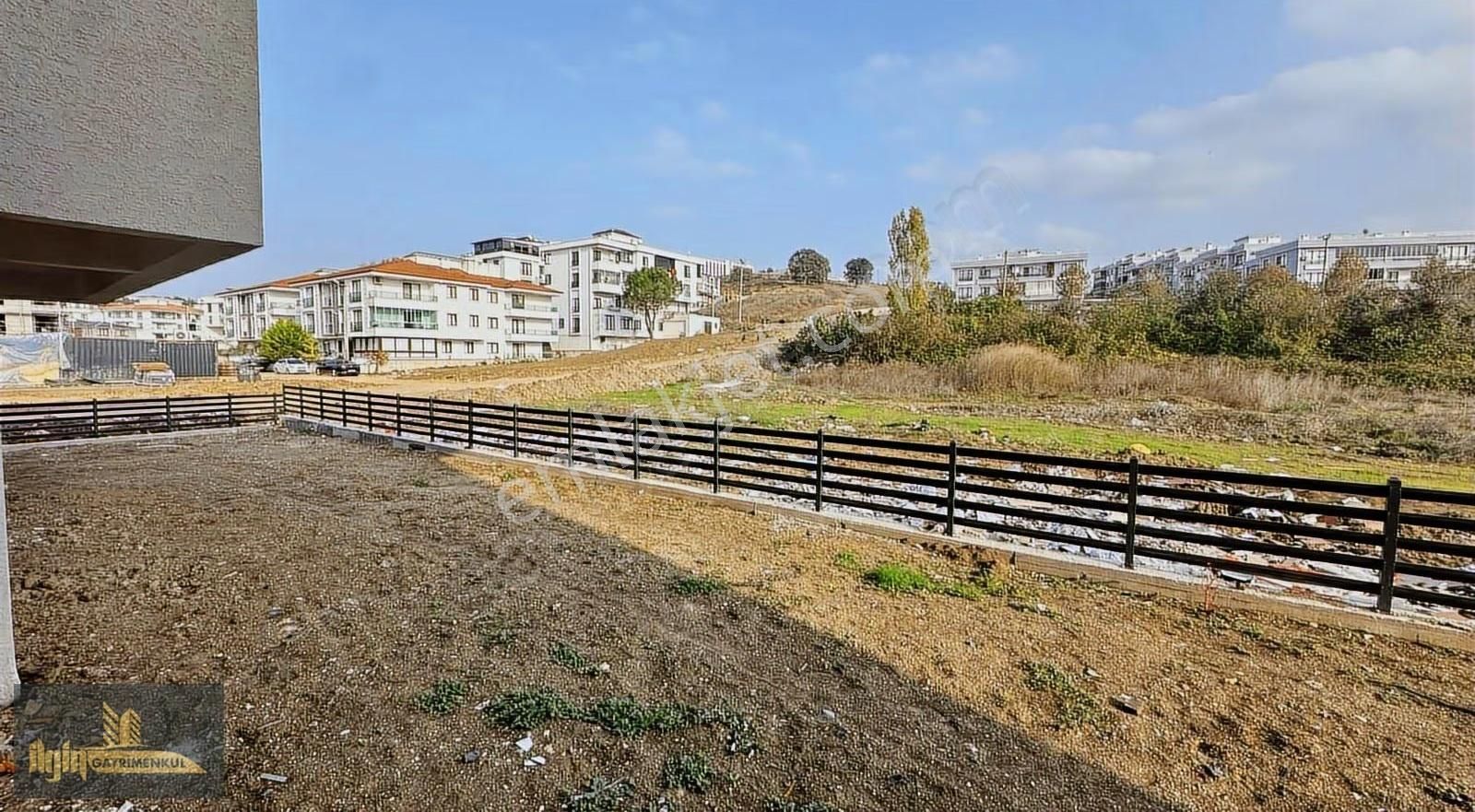 Dere Mah'de Kiralık Bahçe Katı 1+1 Daire