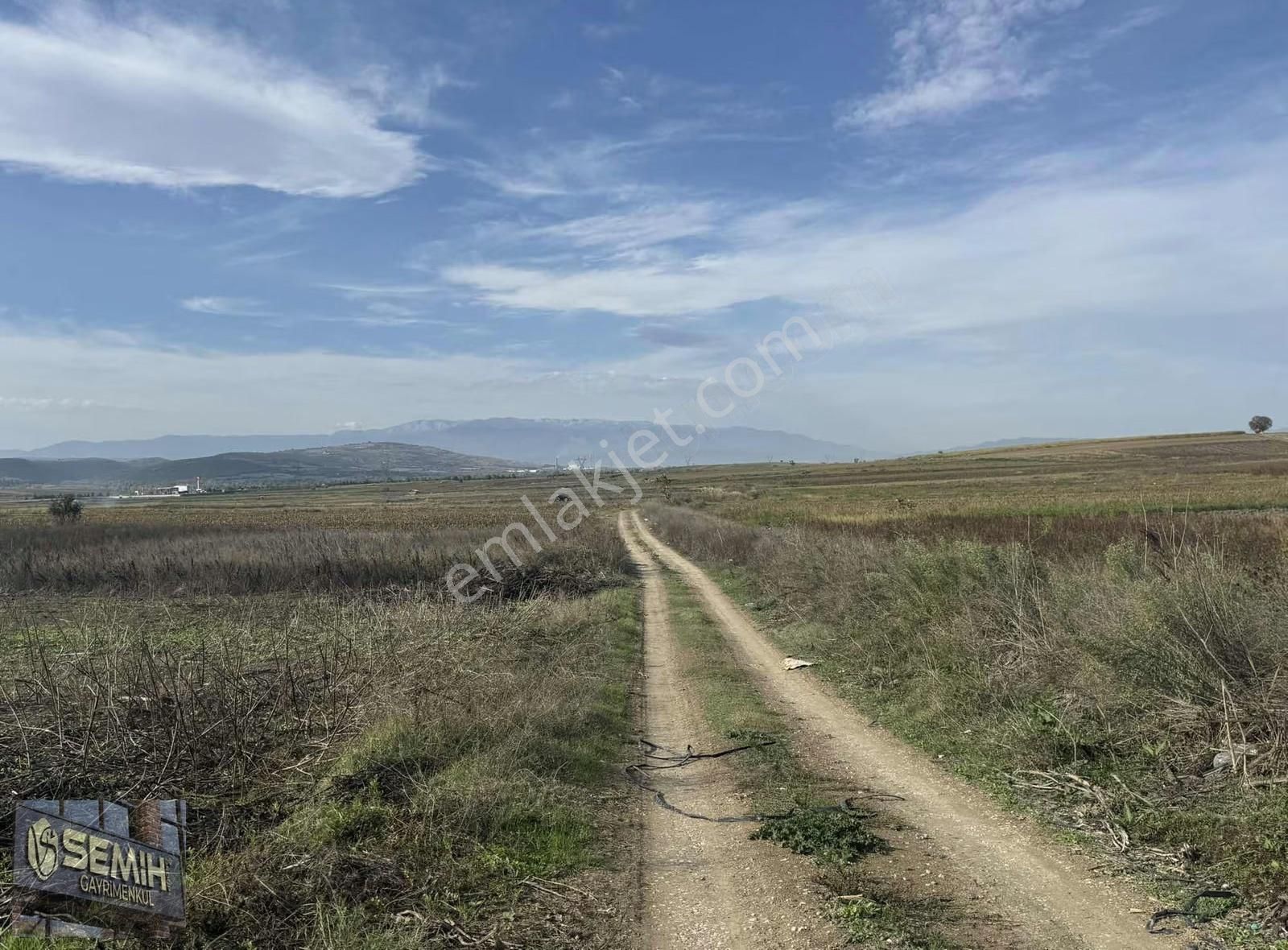 Semih'den Ebeköyde Yol_su Mevcut Bölgenin En Uygunu Kaçmaz - Görsel 7
