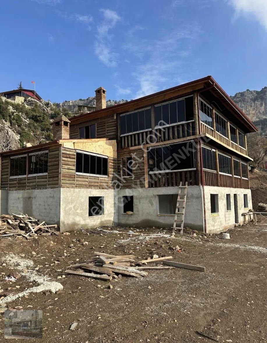 Aladağ Yaylasında Özel Ahşap Konsept Olan 8+2 Malikhane - Görsel 8
