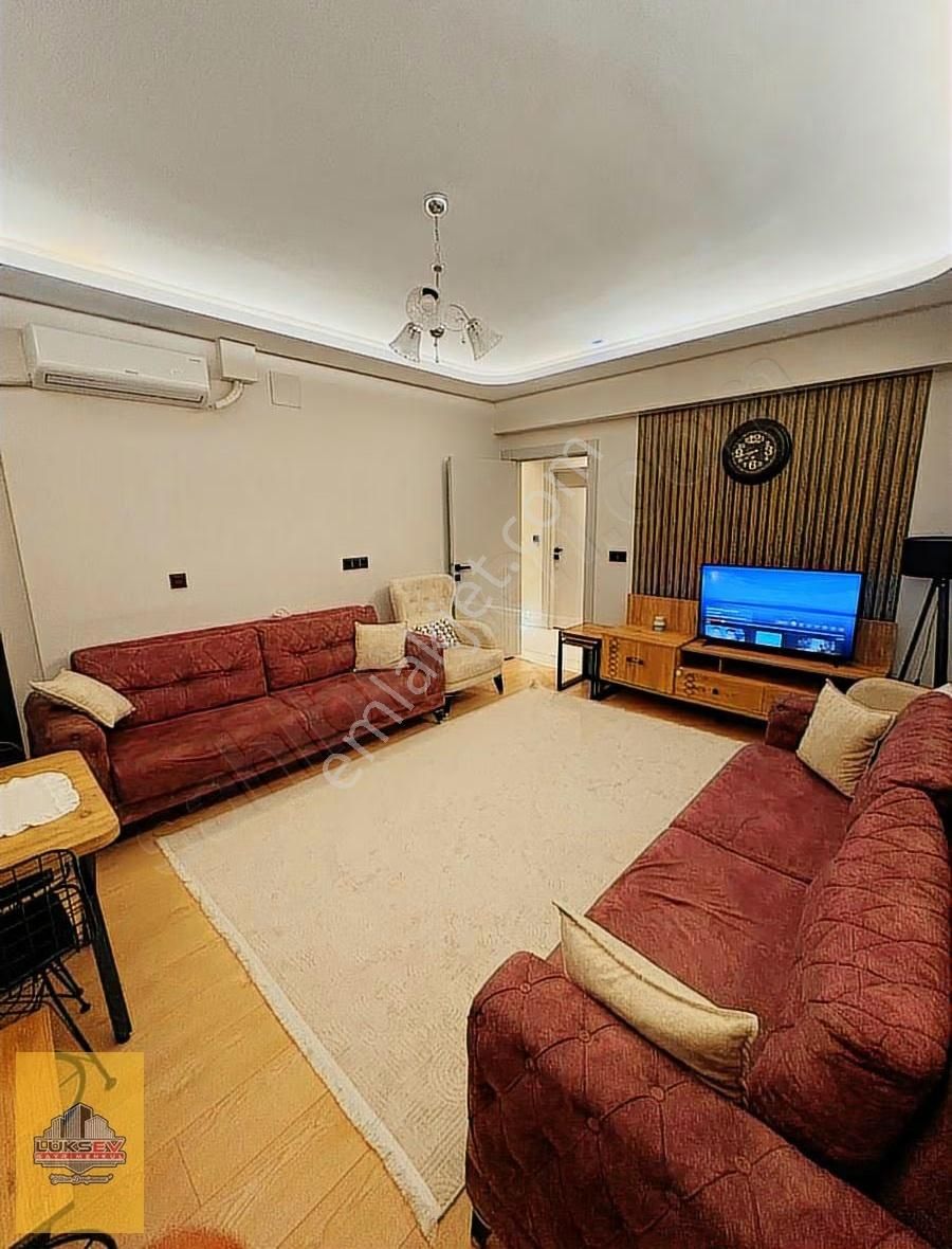 Beylerbeyi Bölgesinde Satılık 2+1 Luks Daire - Görsel 11