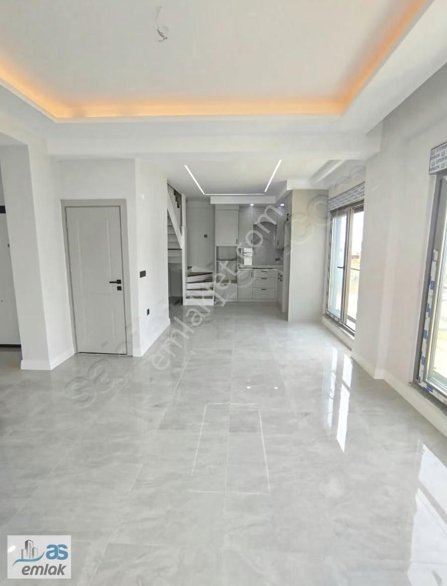 Ilıca Da Ultra Lüks Havuzlu Bahçeli 2+1 Dubleks Daire