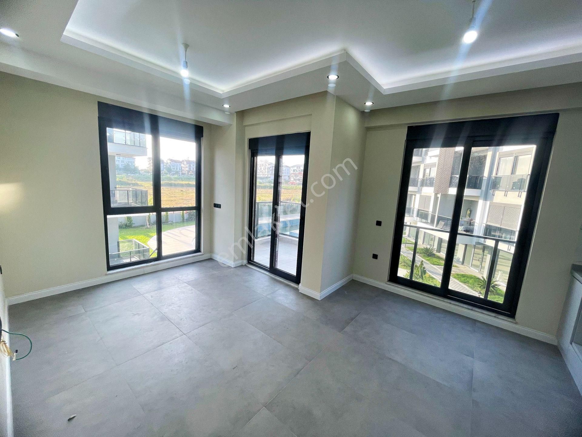 Ilıca Mah Lüx Site İçerisinde 2+1 Satılık Daire Havuz Asansör