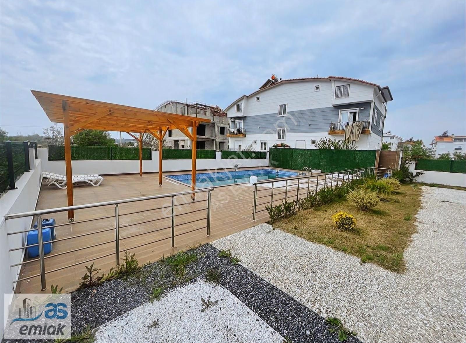 Ilıcada Mustakil Tadında Kiralık Havuzlu 2+1 Daire - Görsel 26