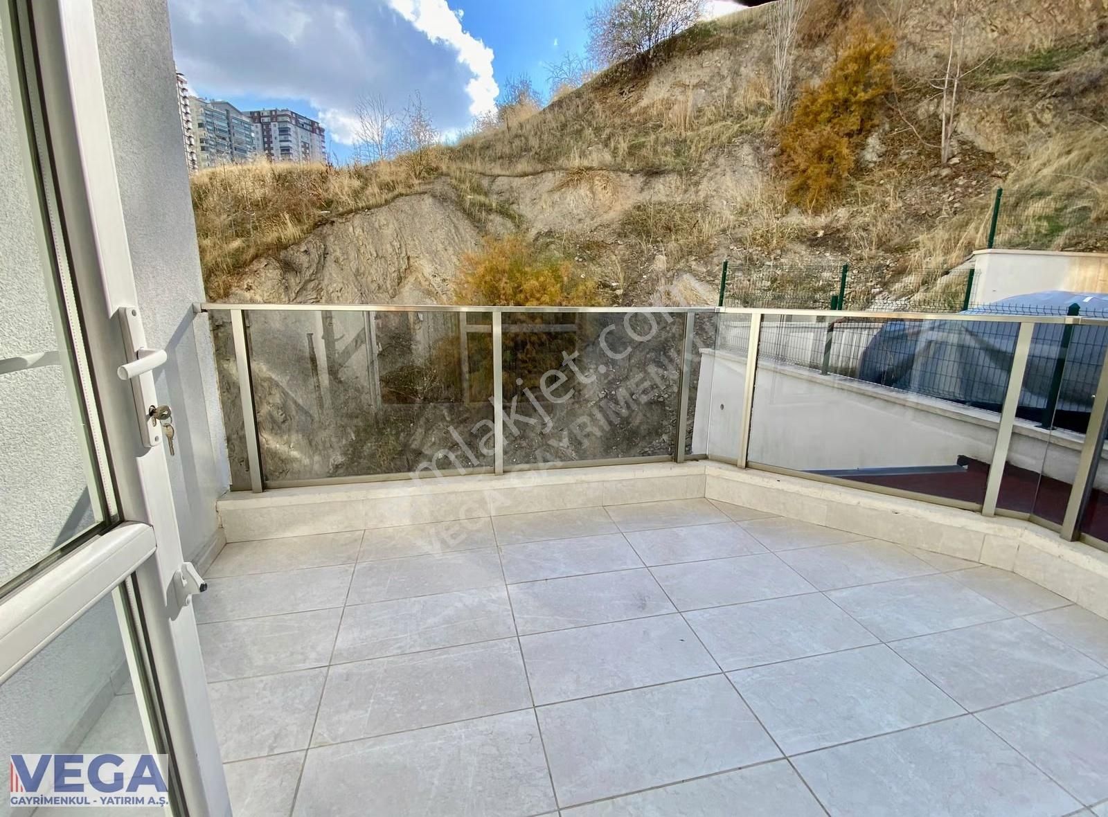 ▄vega▄fahri Korutürk Mahallesi 3+1 Cadde Üzeri Full Yapılı Daire - Görsel 9