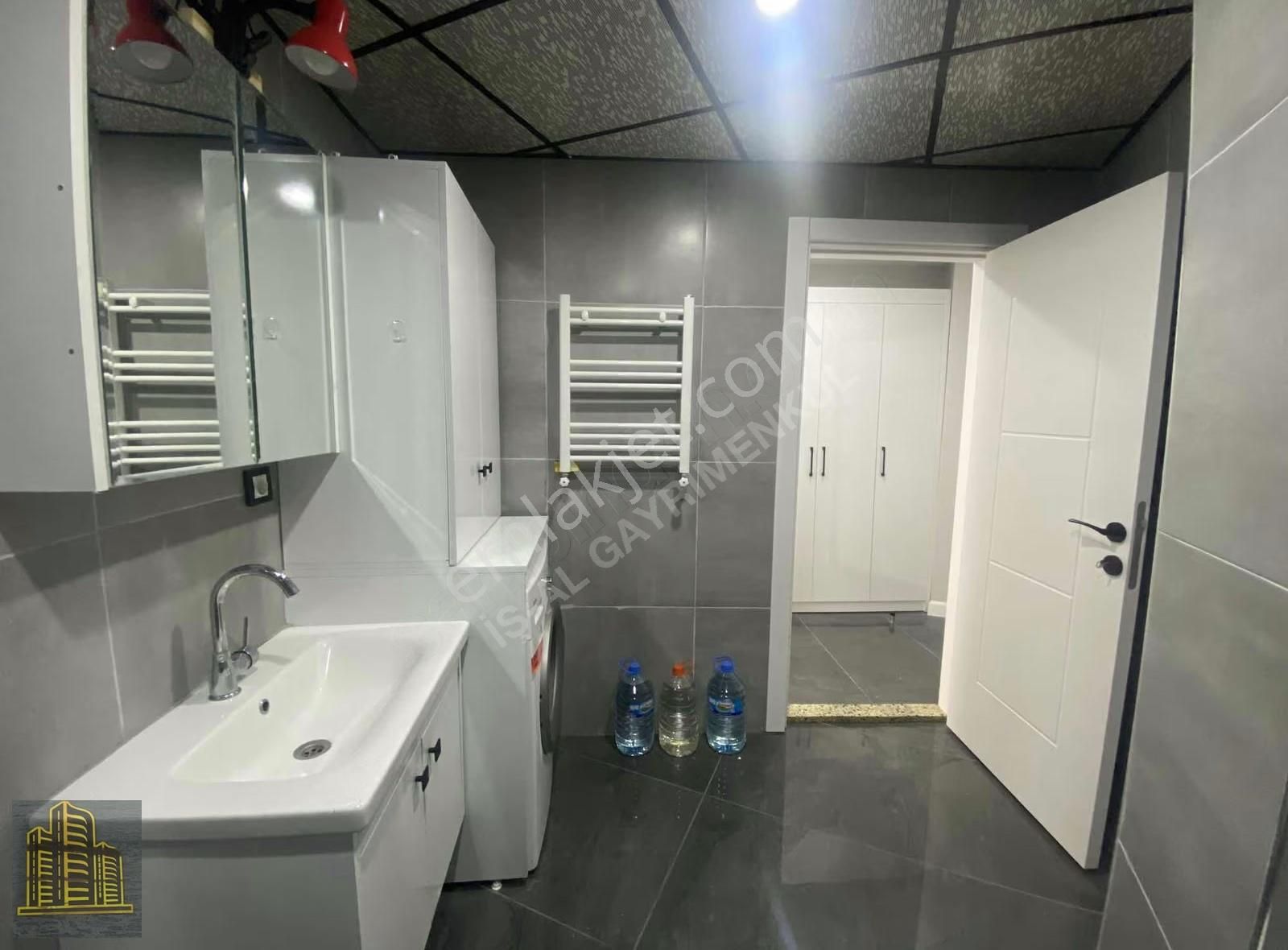 Tepe Bölgesinde Sıfır Lüx *full Eşyalı* İskanlı - Balkonlu Daire - Görsel 3