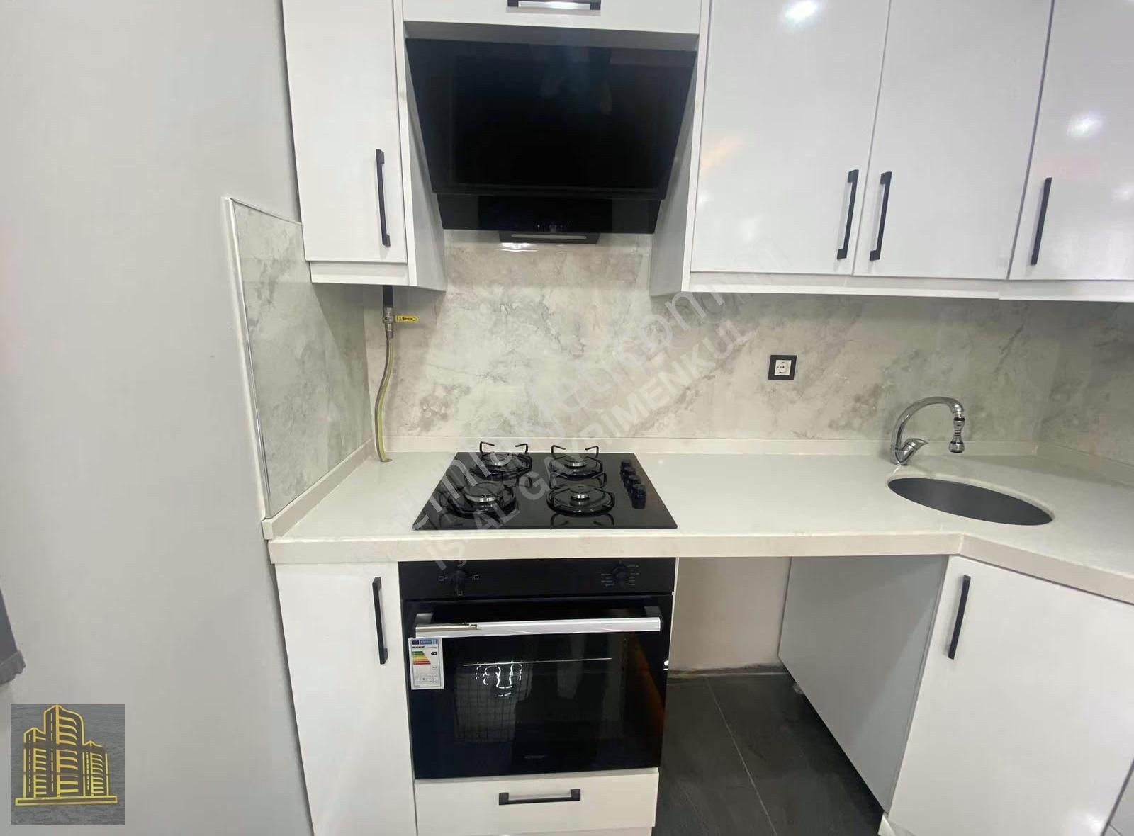 Tepe Bölgesinde Sıfır Lüx *full Eşyalı* İskanlı - Balkonlu Daire - Görsel 11