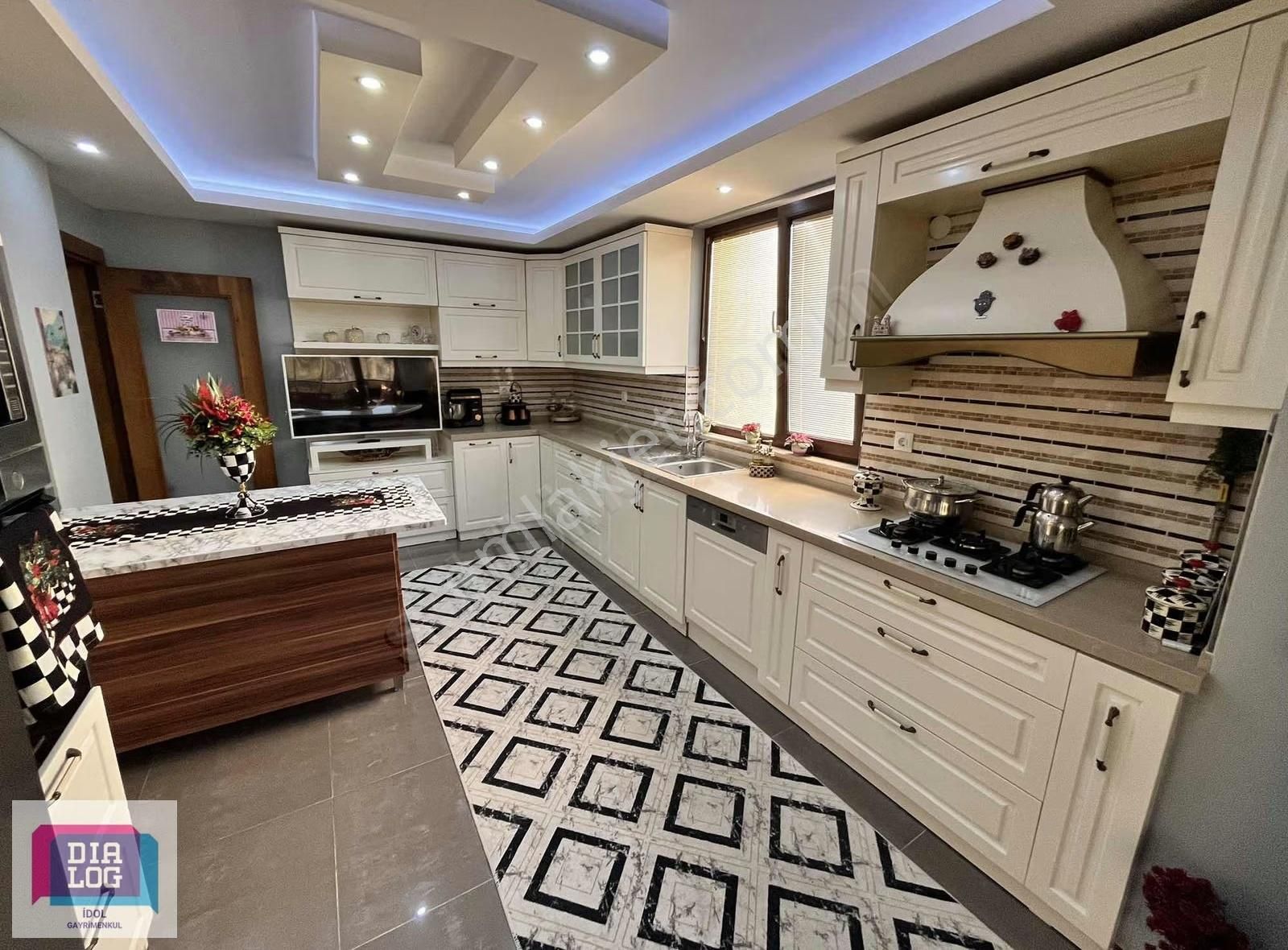 Akpınarda Satılık Site İçi A Plus Lüx Dizayn Edilmiş 6+1 Daire - Görsel 5