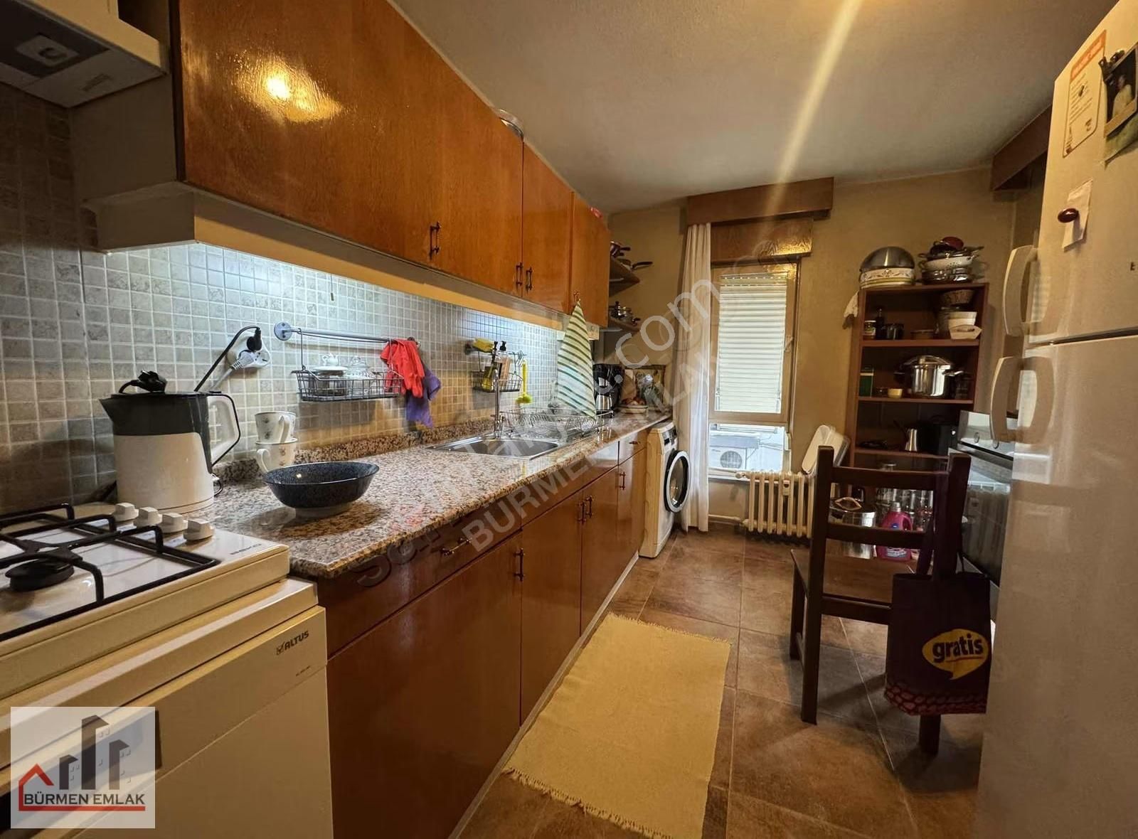 Bürmen'den Cadde Üstü Özel Otoparklı Asansörlü 3+1 Daire - Görsel 8