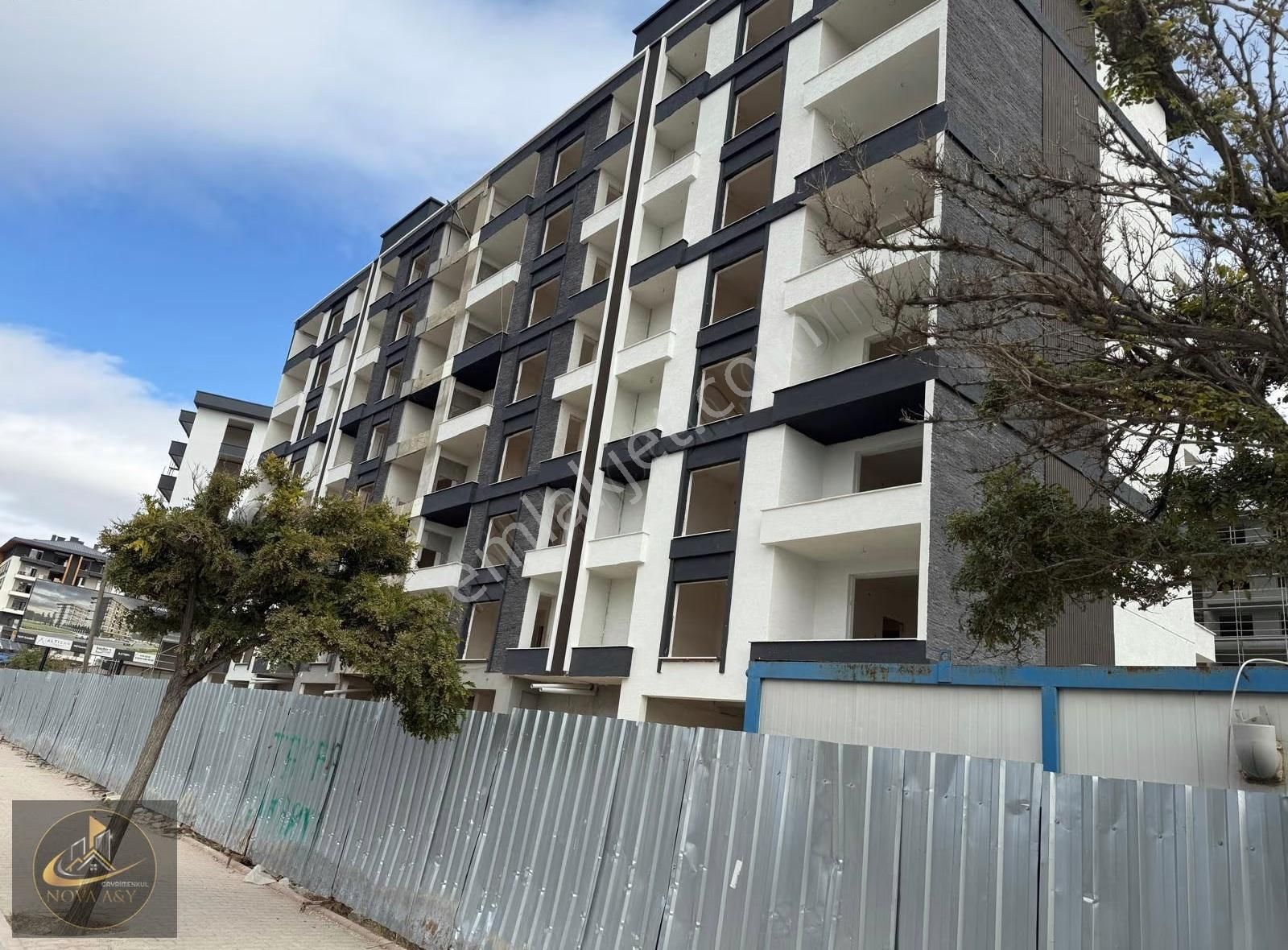 Nova A&y'den Gençosman Cad. Üzeri Satılık Sıfır 3+1 Lüx Daire - Görsel 19