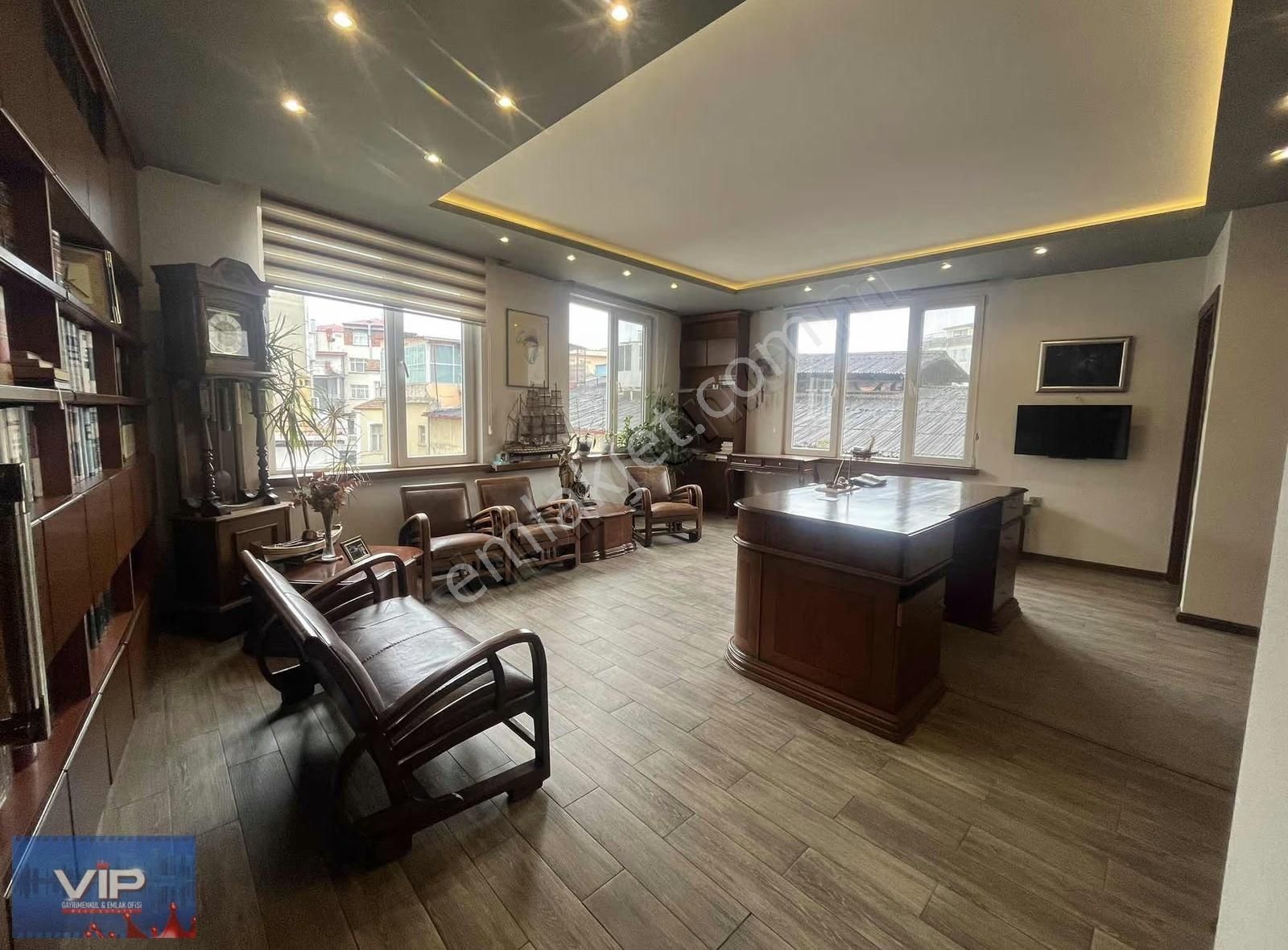 Vıp Gayrimenkul'den Meydan'da Satılık Ofis-büro - Görsel 9