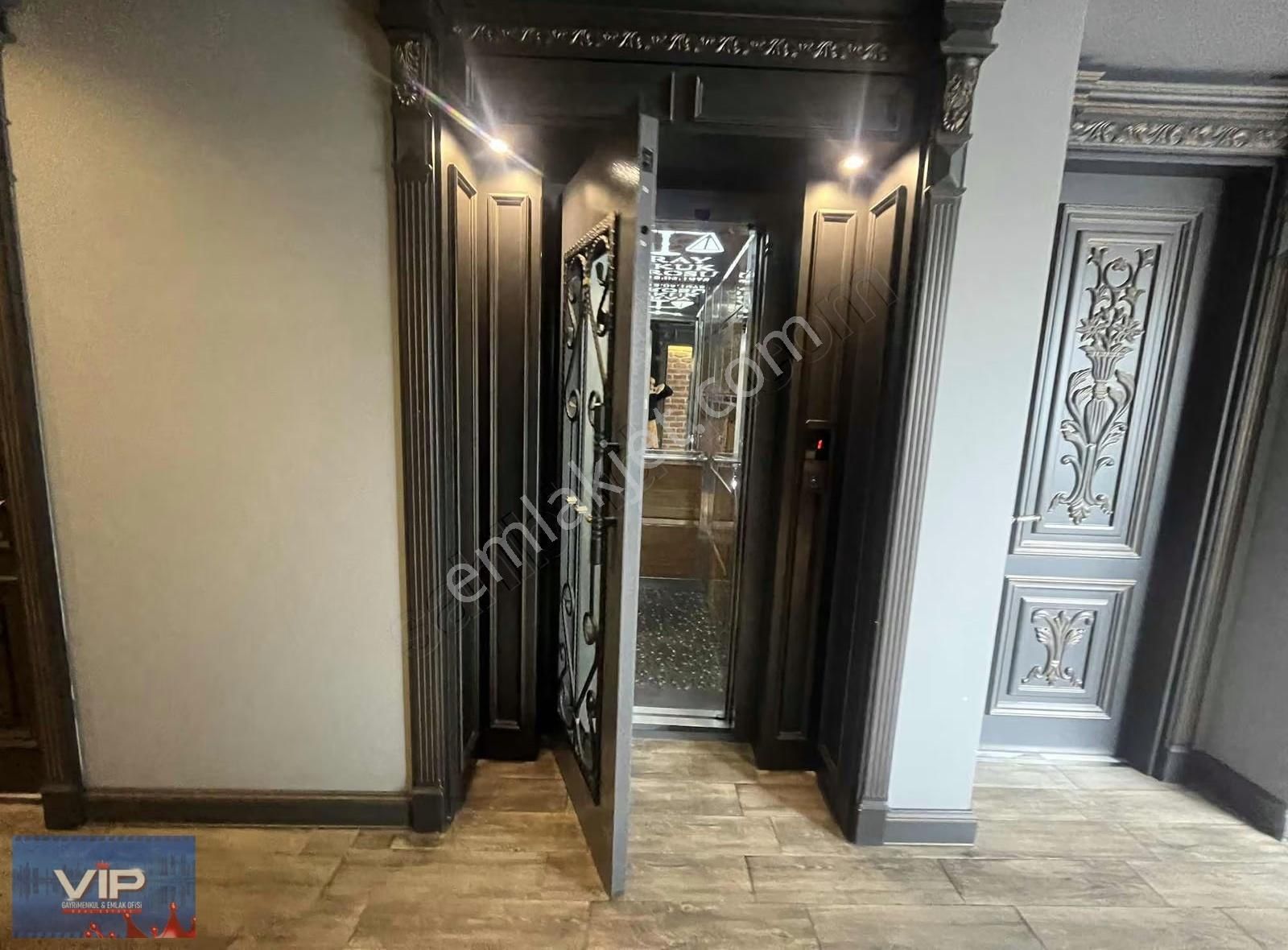 Vıp Gayrimenkul'den Meydan'da Satılık Ofis-büro - Görsel 11