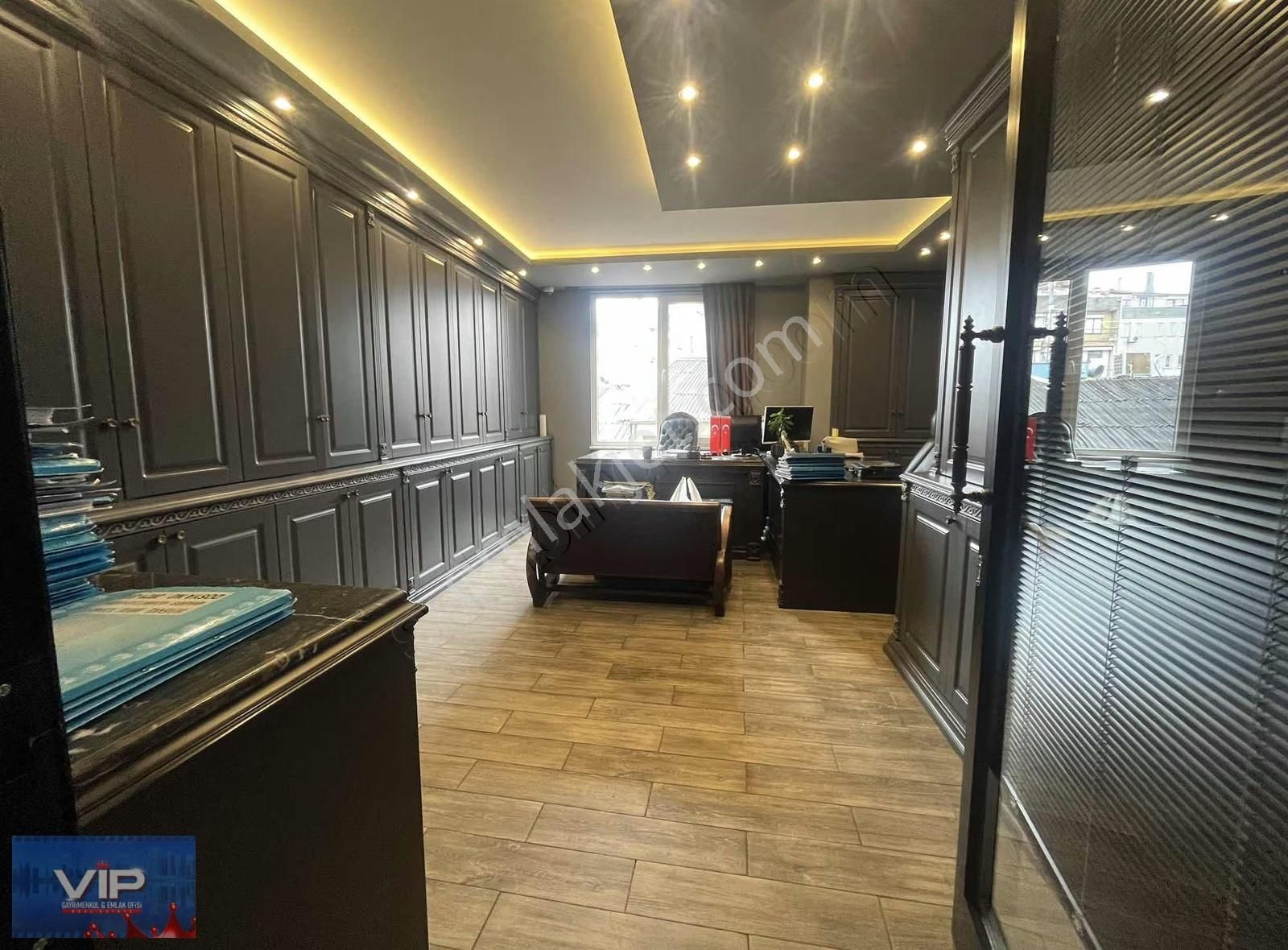 Vıp Gayrimenkul'den Meydan'da Satılık Ofis-büro - Görsel 24