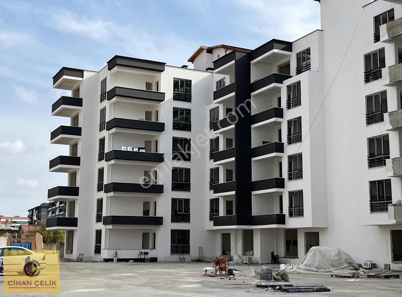 Cihan Çelikten 2 Aya Teslim Daireler! - Görsel 3