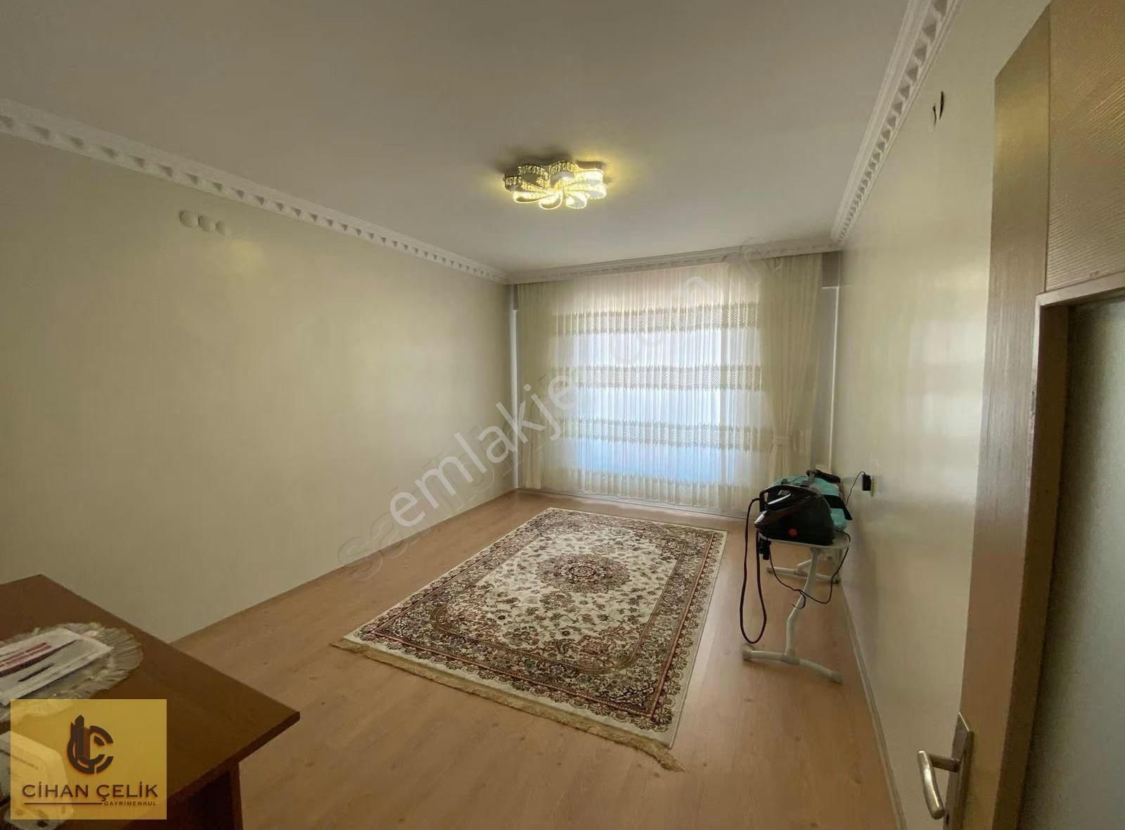 Şefikcan Da Site İçerisinde 4+1 Ara Kat Daire - Görsel 15