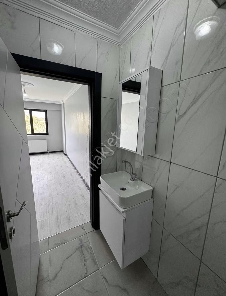 Tema Emlaktan Altınova Mahallesi Sıfır 2+1kiralık Daire - Görsel 10