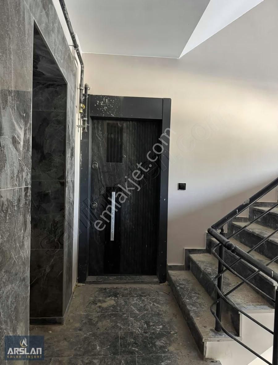 İnegöl Fatih Mah,3+1,145m2, Site İçi, Satılık Ucuz Ve Lüks Daire - Görsel 2