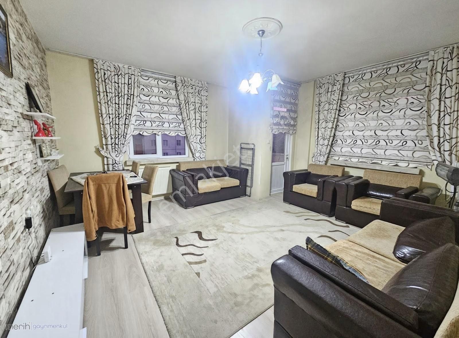 Yenidoğan Mah. Ara Kat Kombili Lokasyonlu Satılık 3+1 Daire - Görsel 3