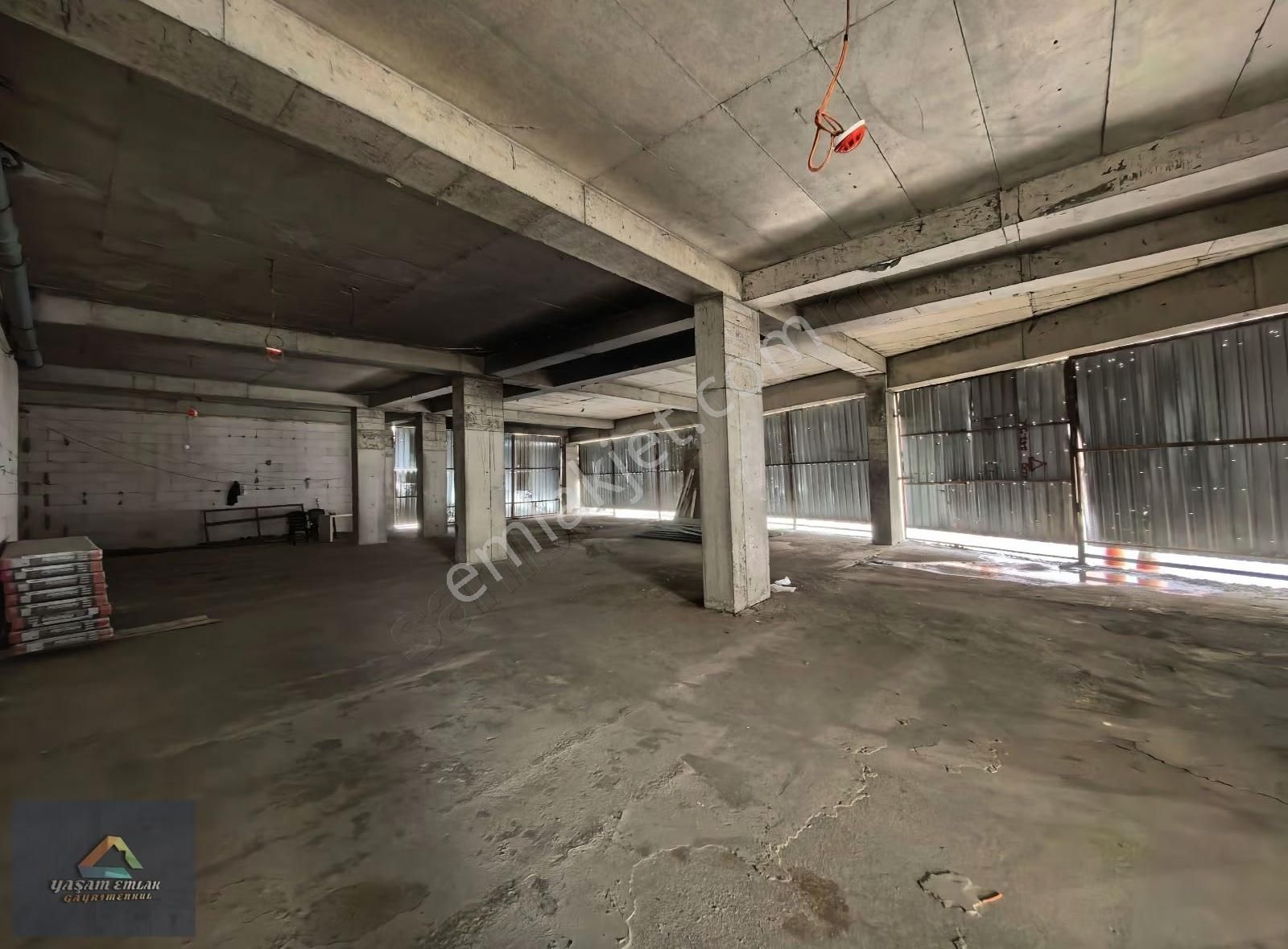 Yaşam'dan Ana Cadde Üzeri 1300 M² Depolu // Ön Kullanımlı Dükkan - Görsel 7