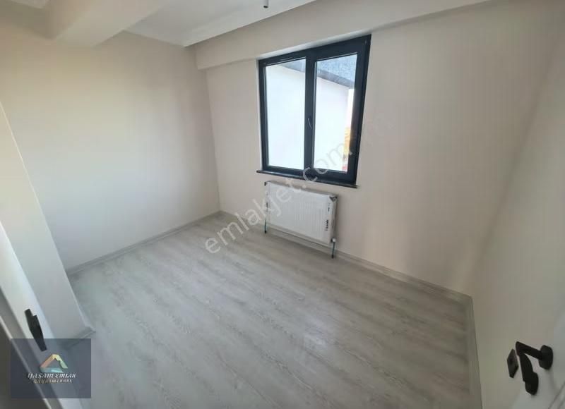 Yaşam'dan Trabzon Caddesi'ne Yakın Geniş 5+1 Üst Dubleks - Görsel 13