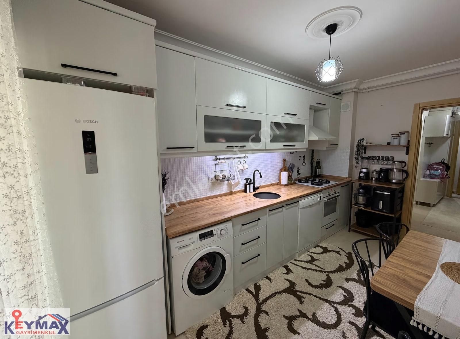 Karşıyaka Şemiklerde Arakat Kapalı Mutfak Satılık 2+1 Genç Daire - Görsel 16