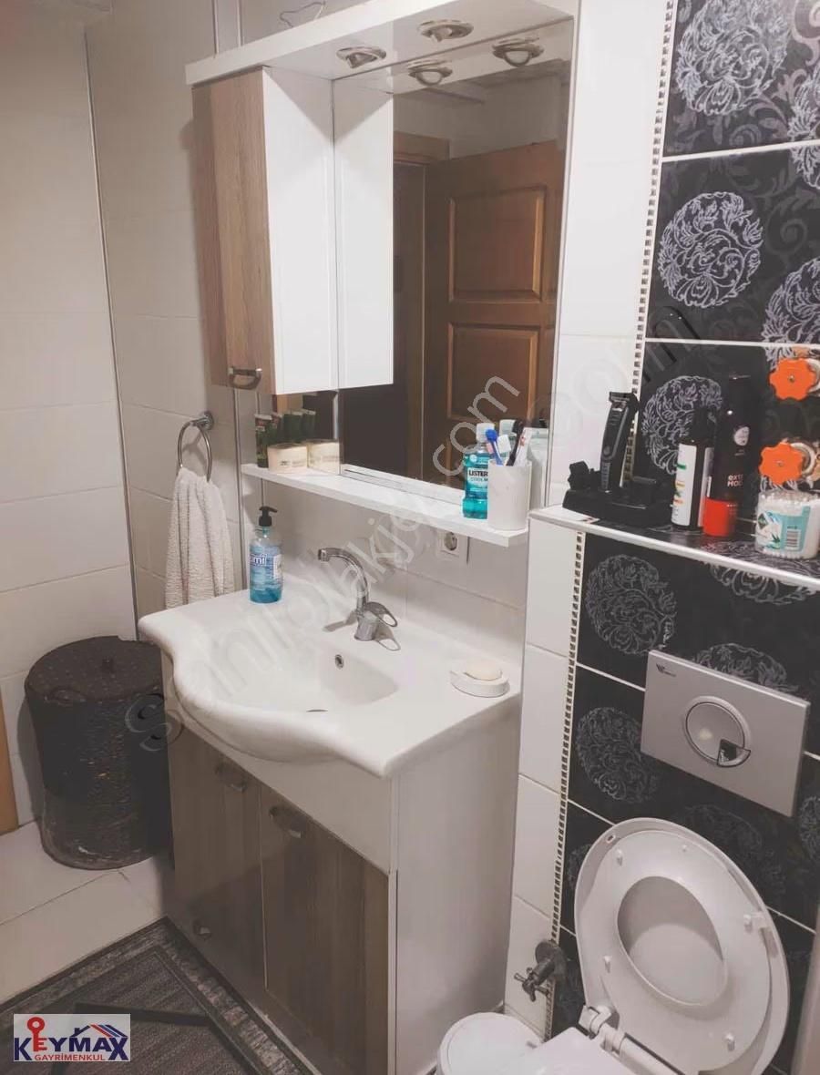 Karşıyaka Şemiklerde Arakat Kapalı Mutfak Satılık 2+1 Genç Daire - Görsel 19