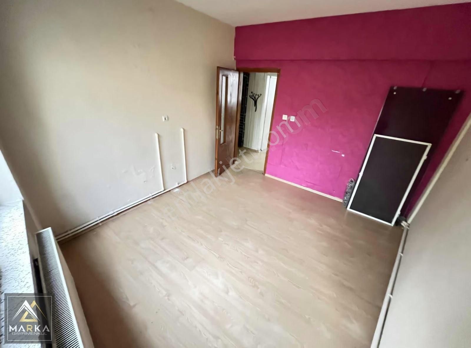 Marka'dan Atatürk Bulv. Arkası Cafeler Cad.arakat 2+1 İçi Yapılı - Görsel 14