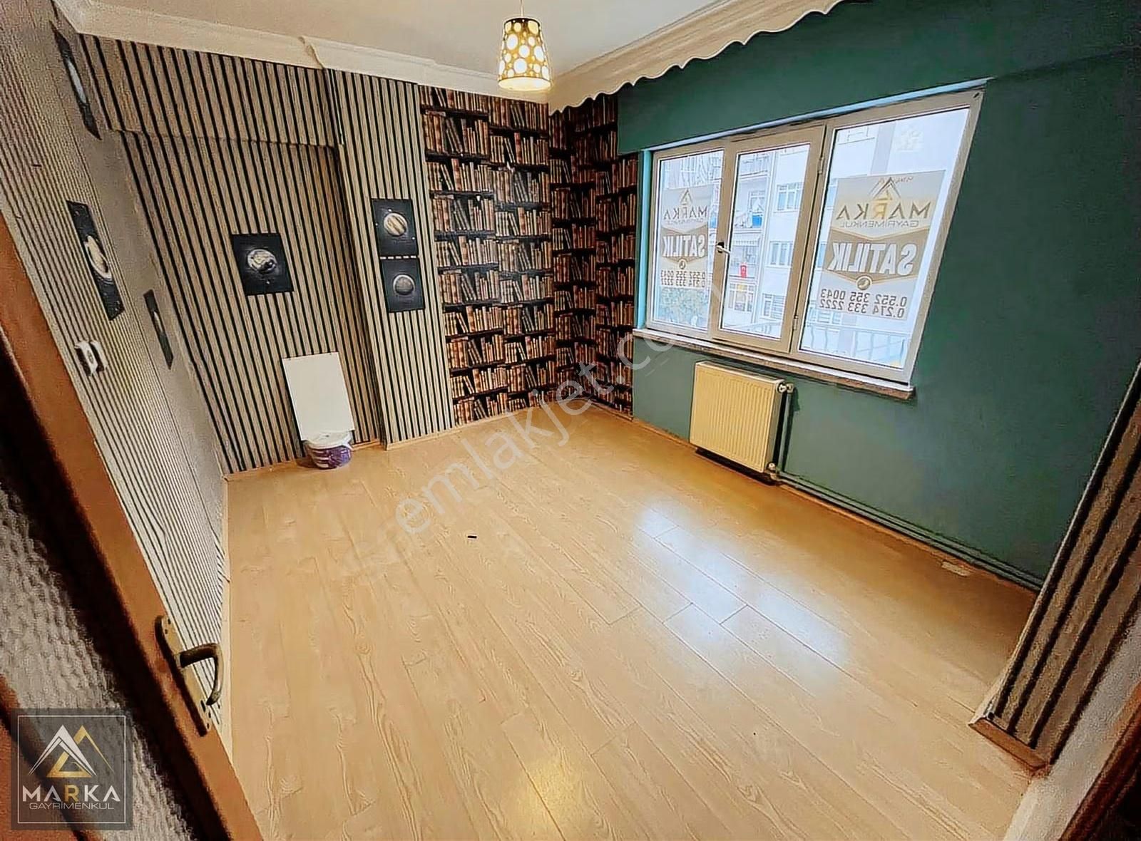 Marka'dan Atatürk Bulv. Arkası Cafeler Cad.arakat 2+1 İçi Yapılı - Görsel 5