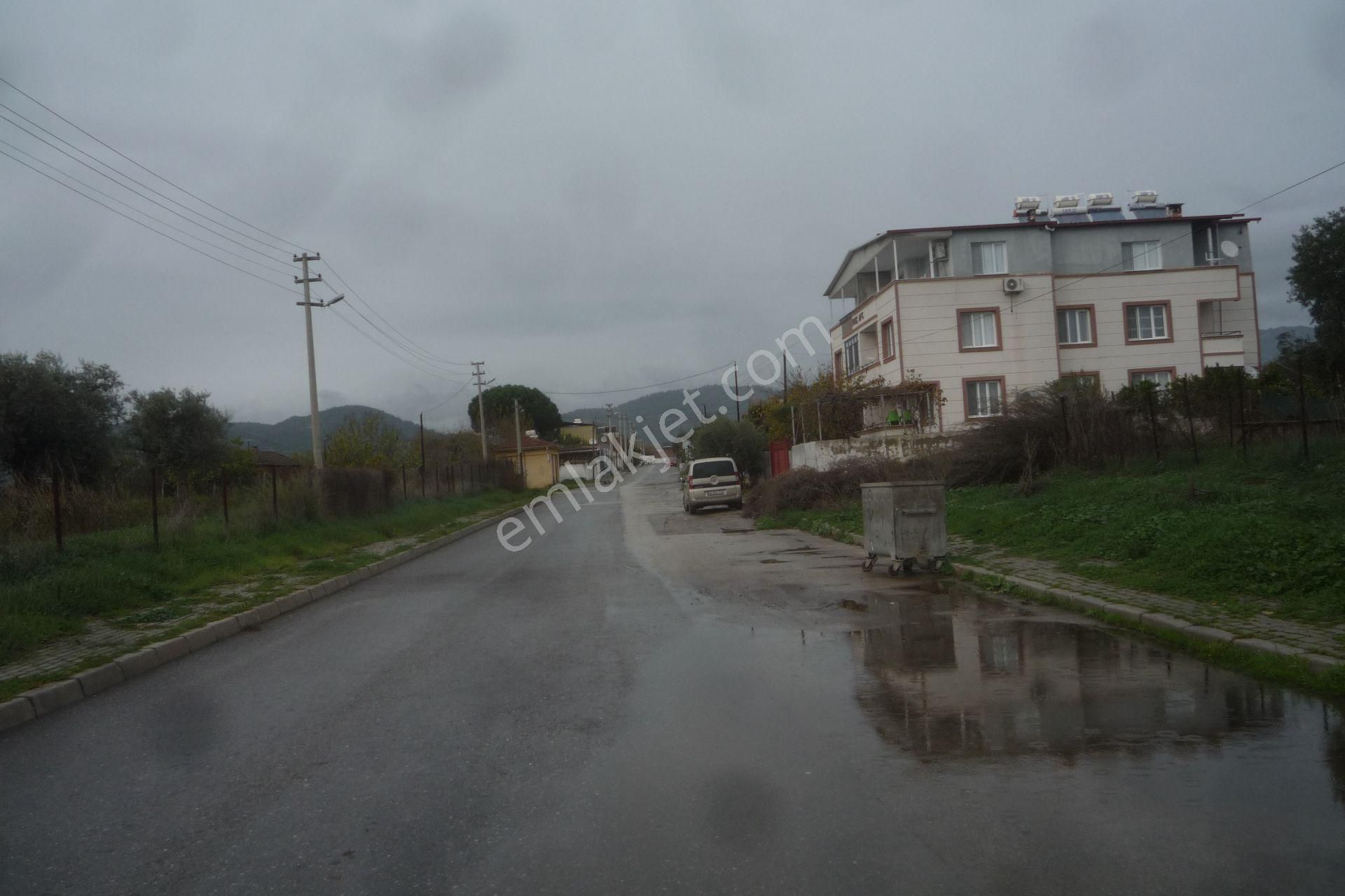 İzmir Torbalı Gold Emlaktan Çırpıda Satılık Konut İmarlı Arsa