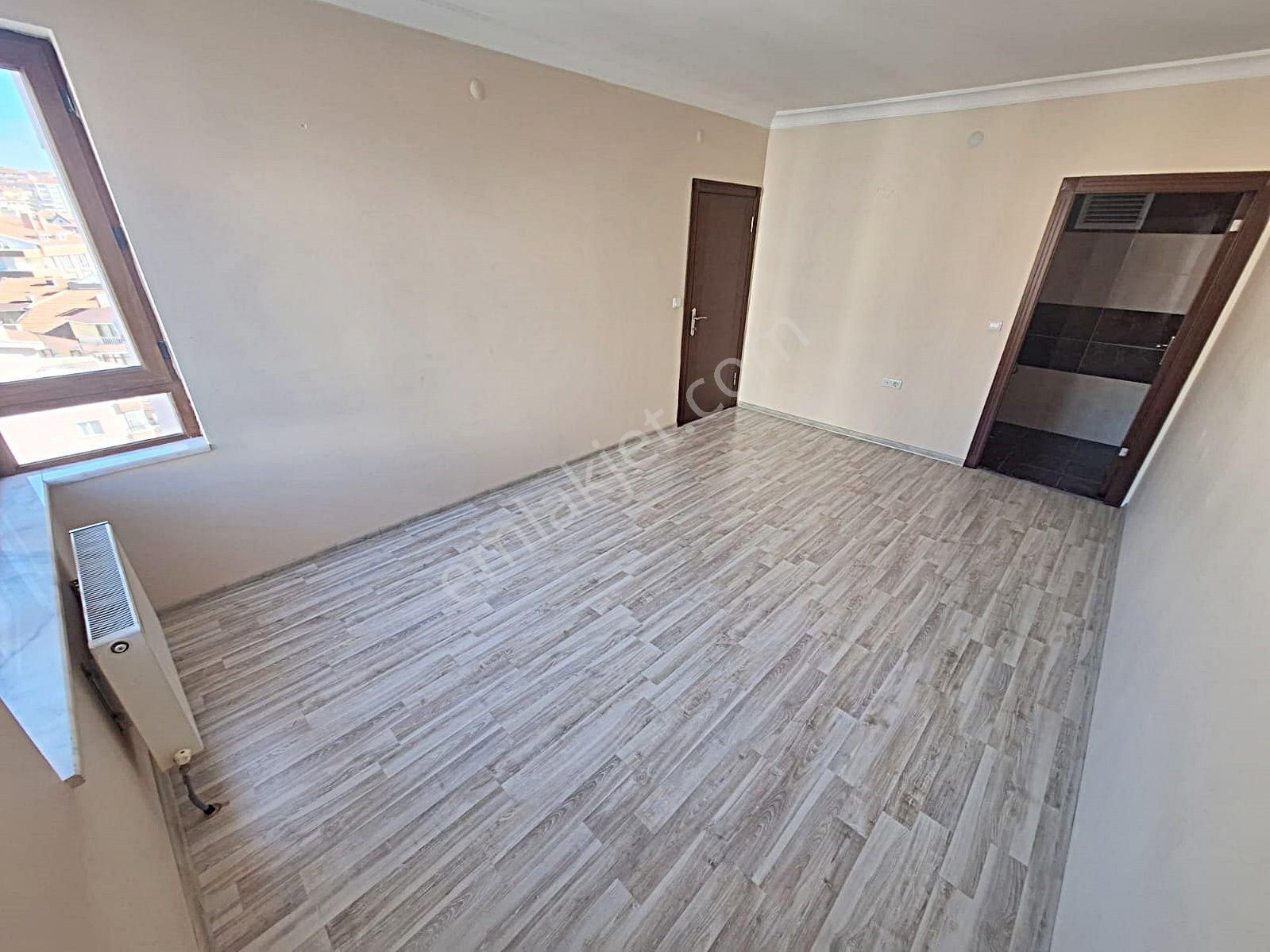 Cihandan Burç Mah Nülüfer Cadde Üzeri Sevale Çok Yakın 3+1 Daire - Görsel 23