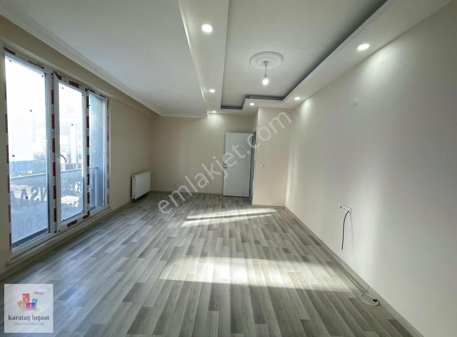 Karataş'tan Yeni Pazar Sokağında Merkezi Yerde 2+1 90 M² Ara Kat - Görsel 18