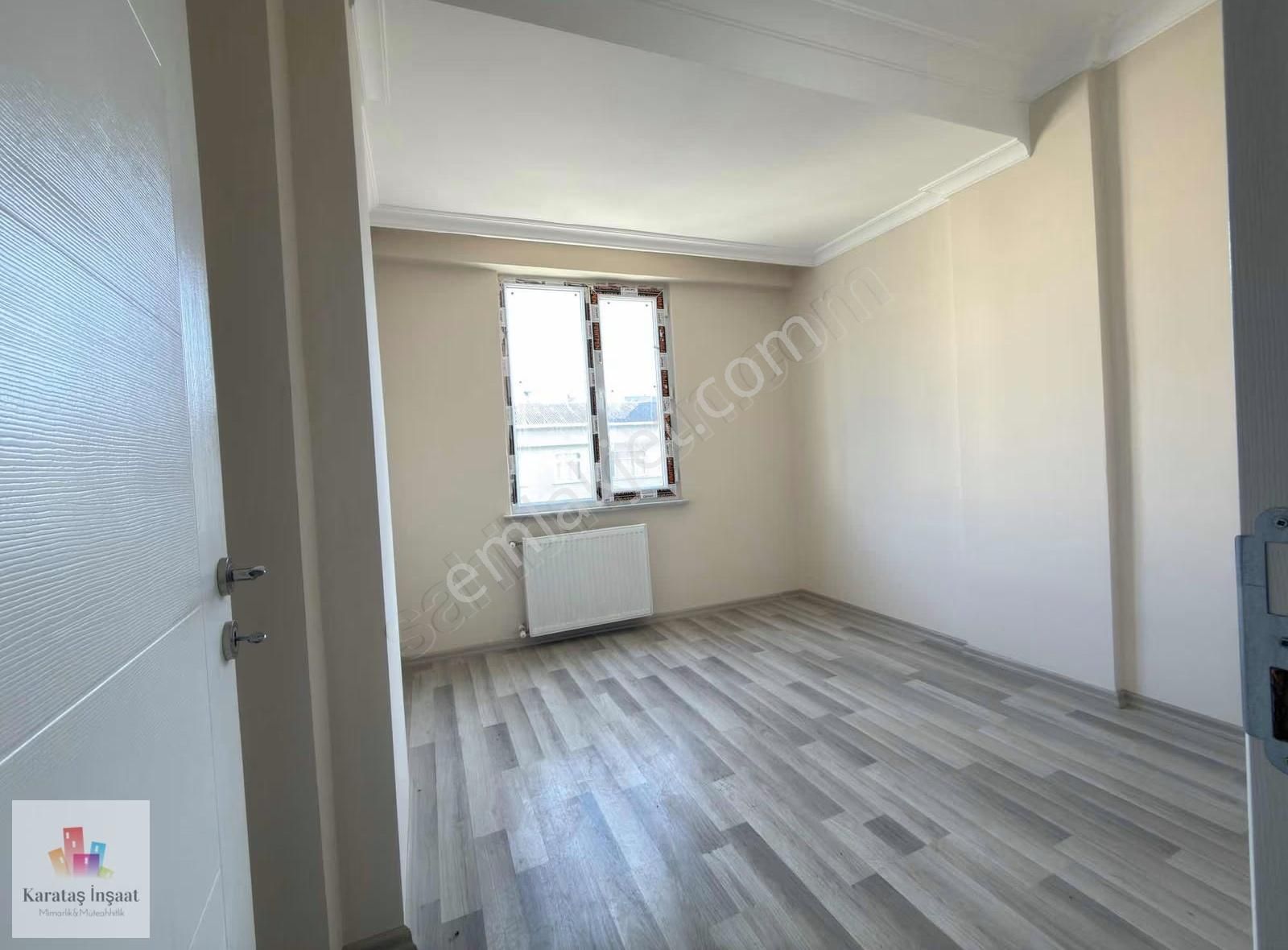 Karataş'tan Yeni Pazar Sokağında Merkezi Yerde 2+1 90 M² Ara Kat - Görsel 20