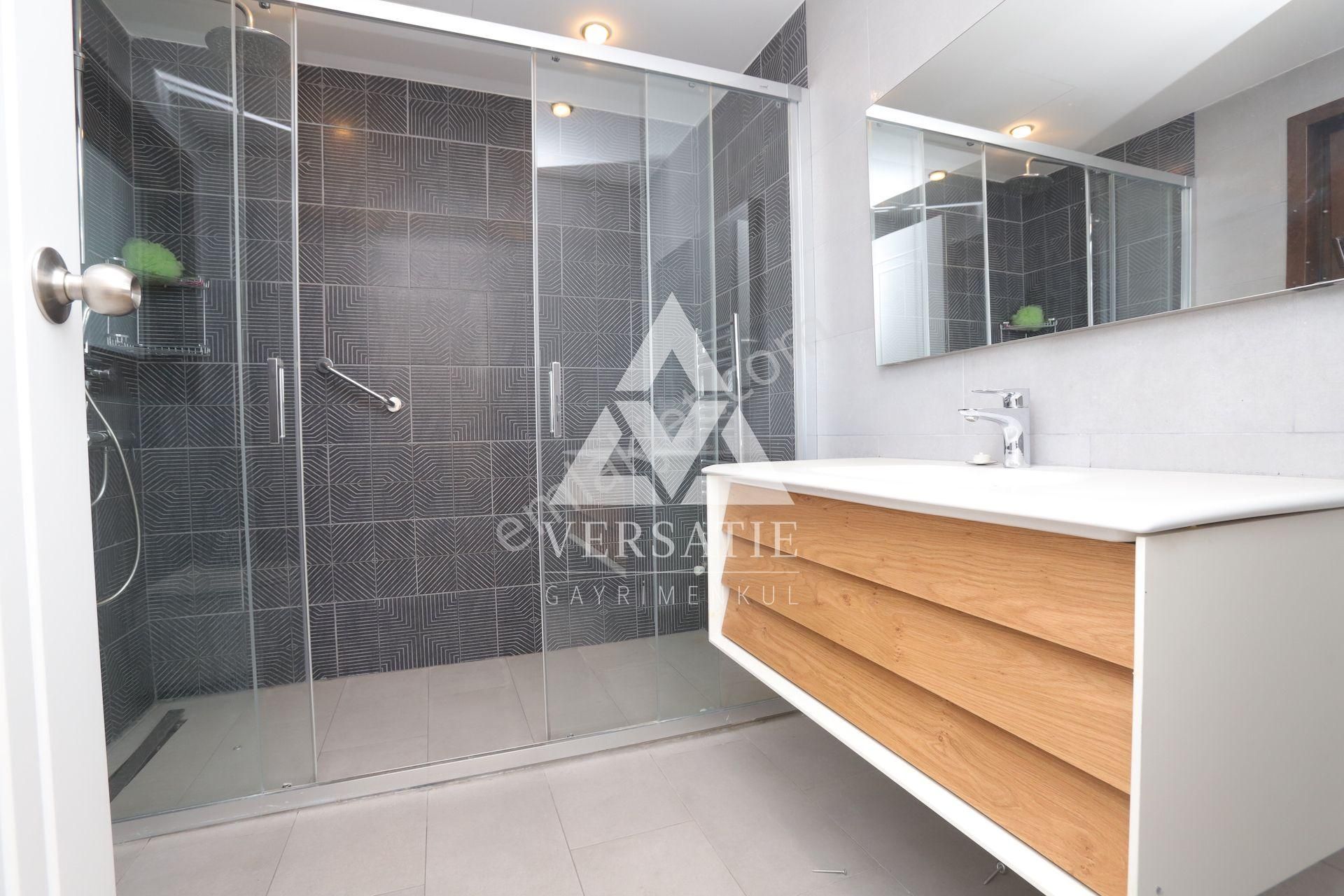 Sarıyer Sedadkent Te Boğaz Manzaralı Havuzlu Satılık Villa - Görsel 28